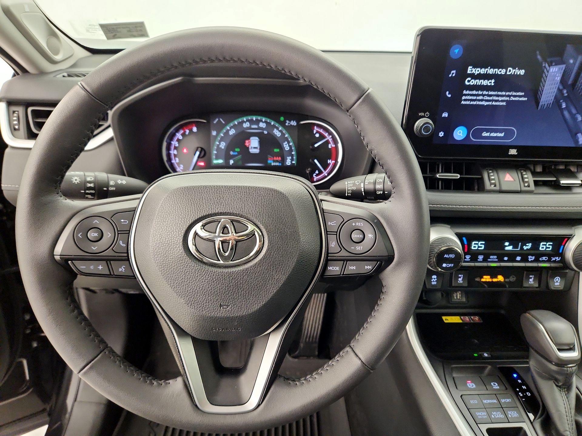 Thumbnail: 2024 Toyota RAV4 - 10