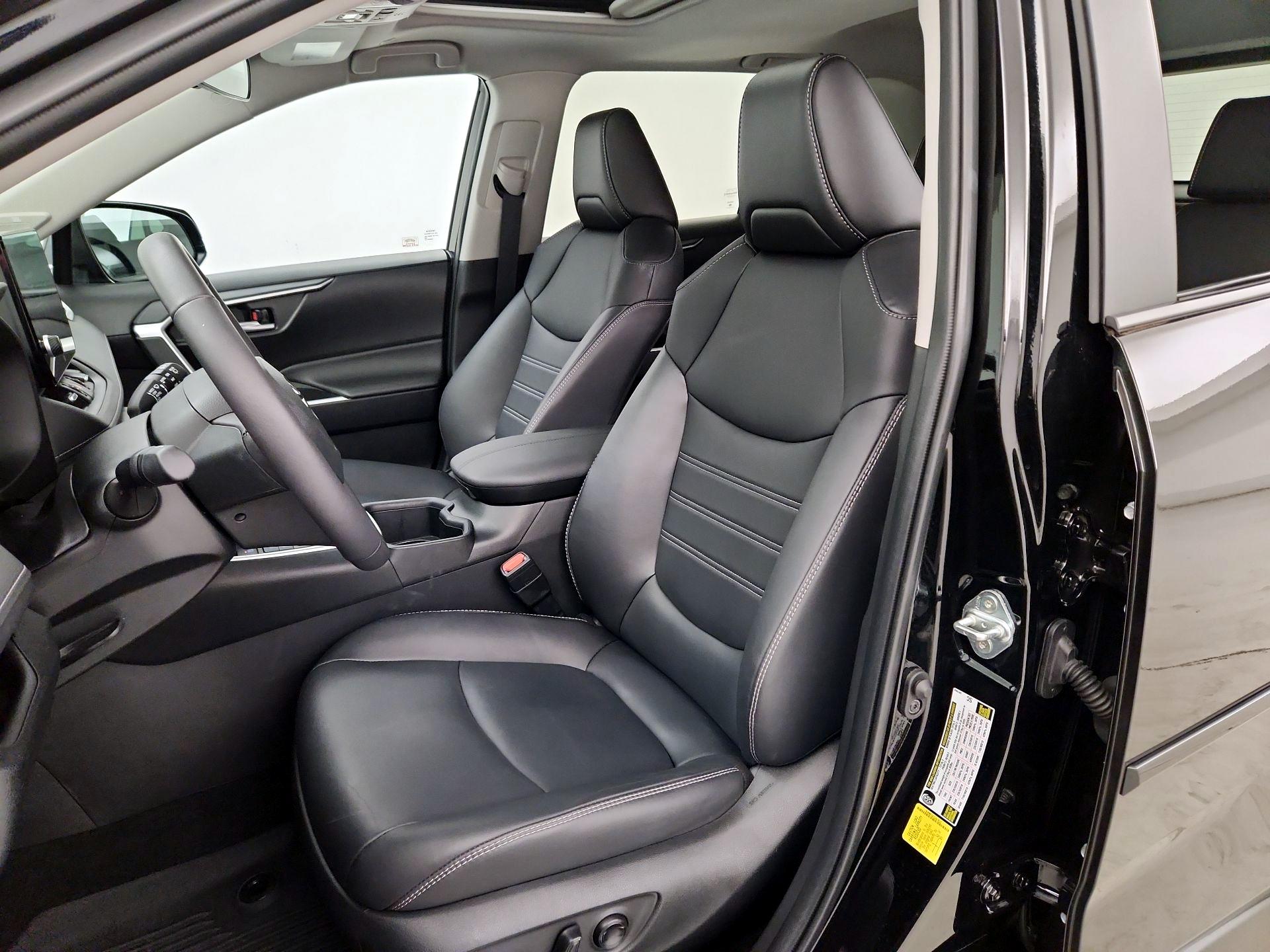 Thumbnail: 2024 Toyota RAV4 - 11