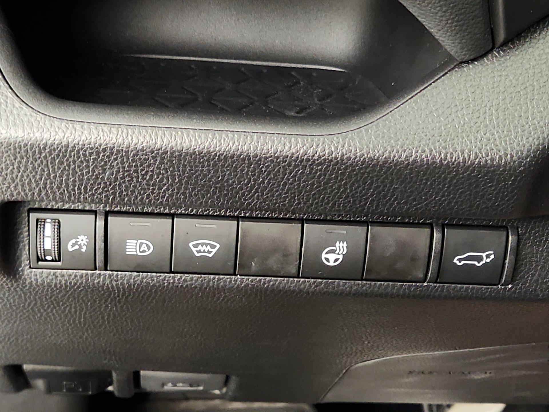 Thumbnail: 2024 Toyota RAV4 - 13