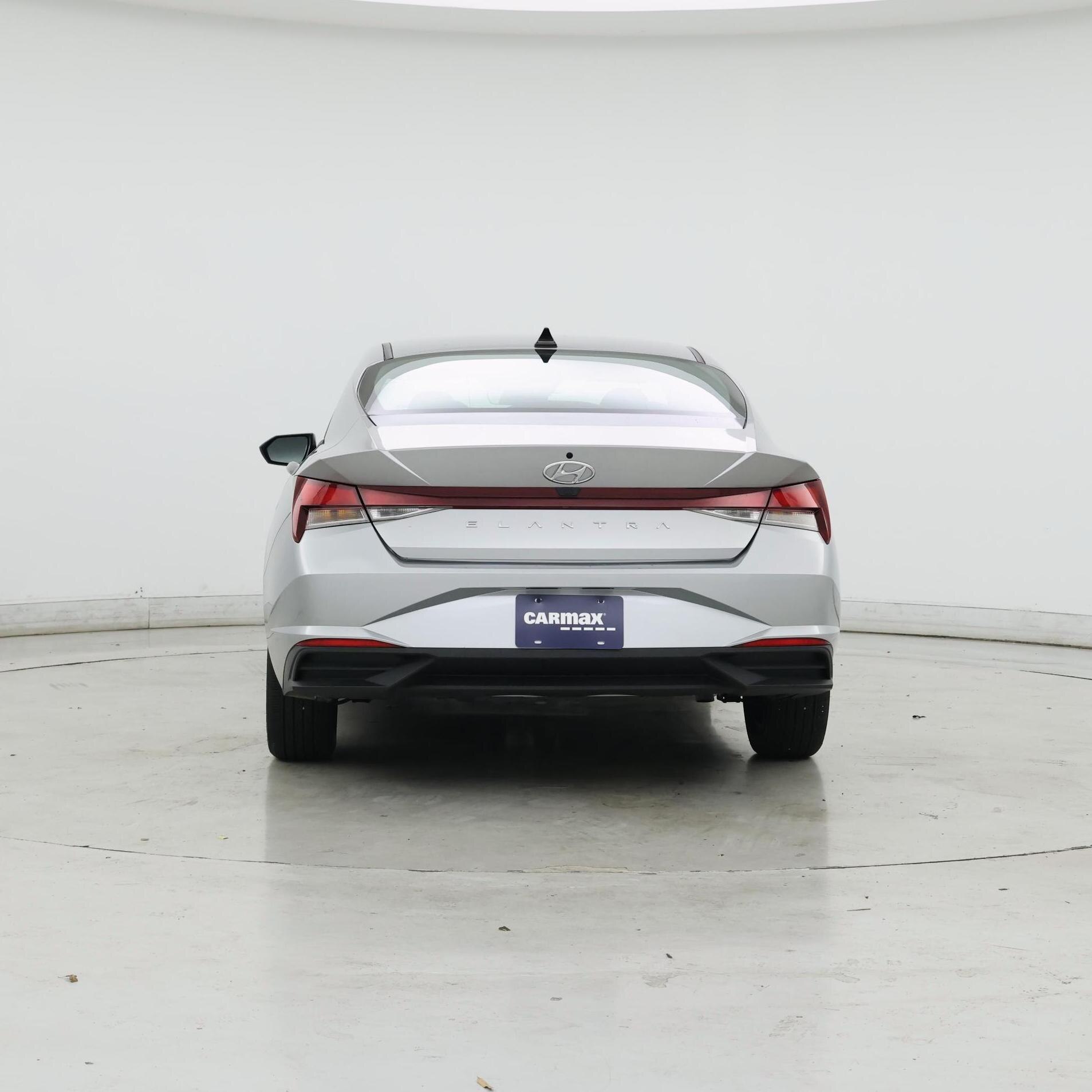 Thumbnail: 2022 Hyundai Elantra - 6