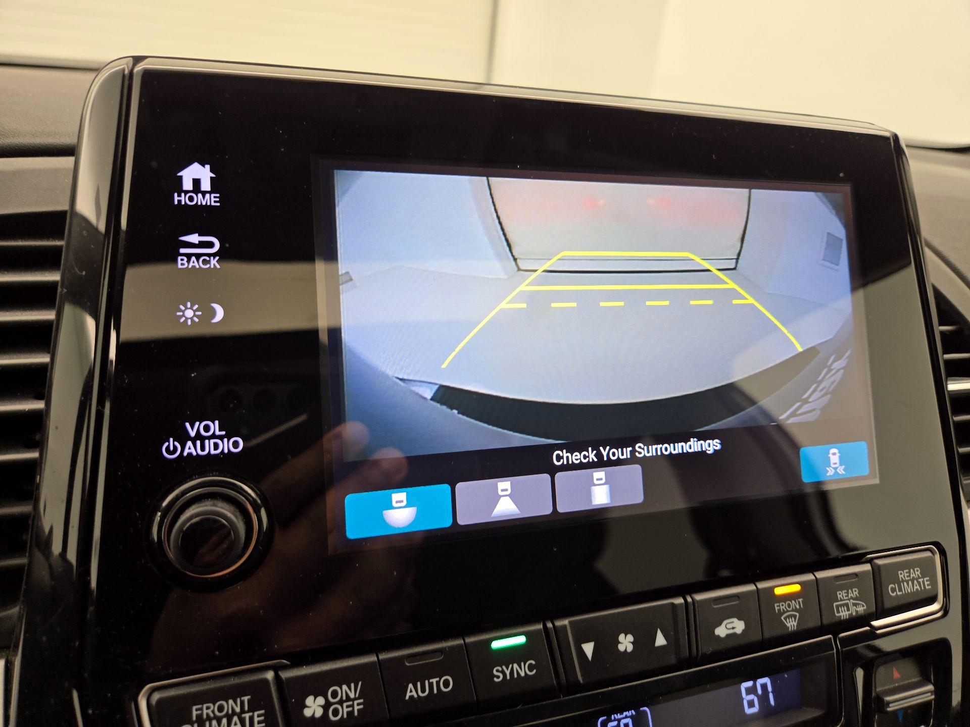 Thumbnail: 2019 Honda Odyssey - 15