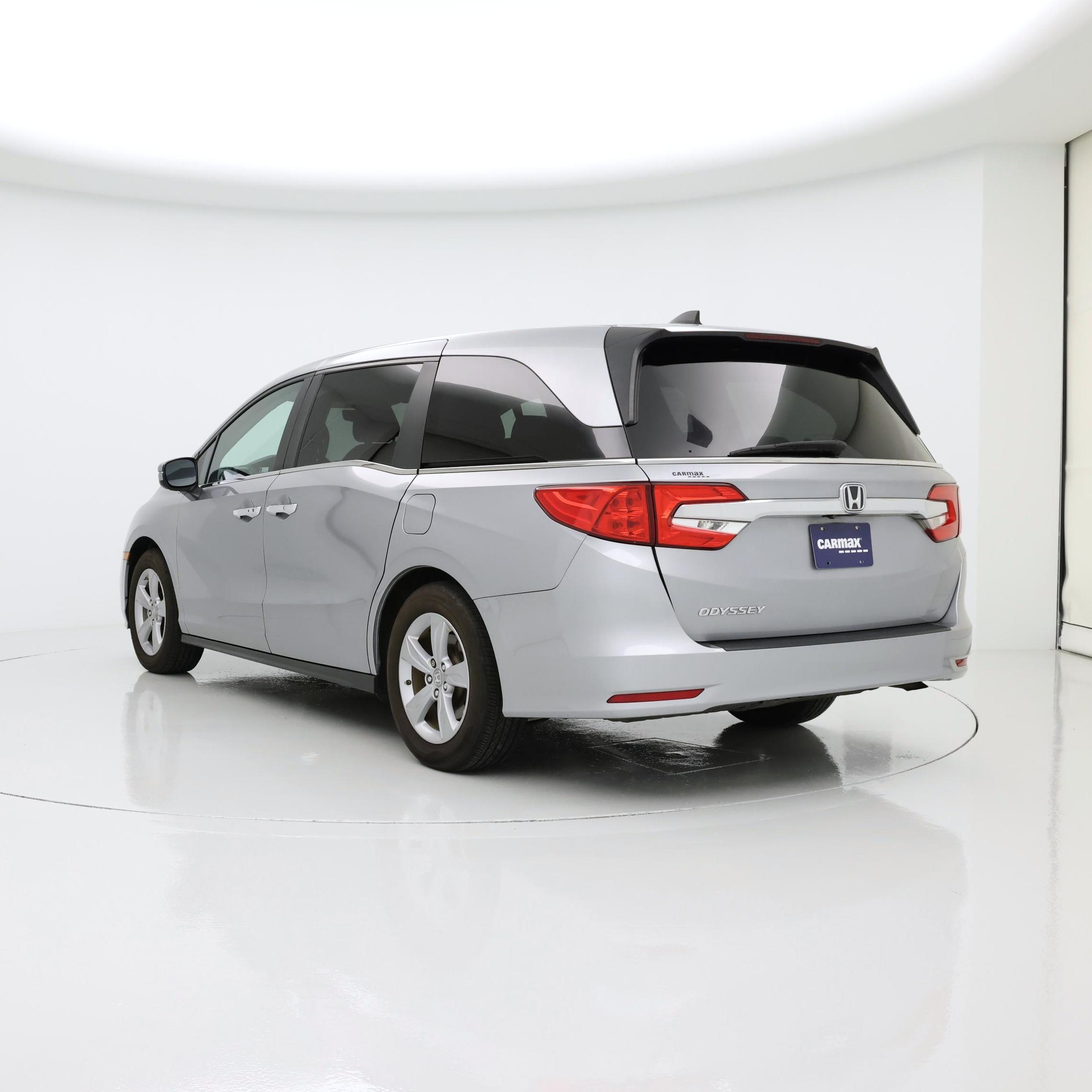 Thumbnail: 2019 Honda Odyssey - 2
