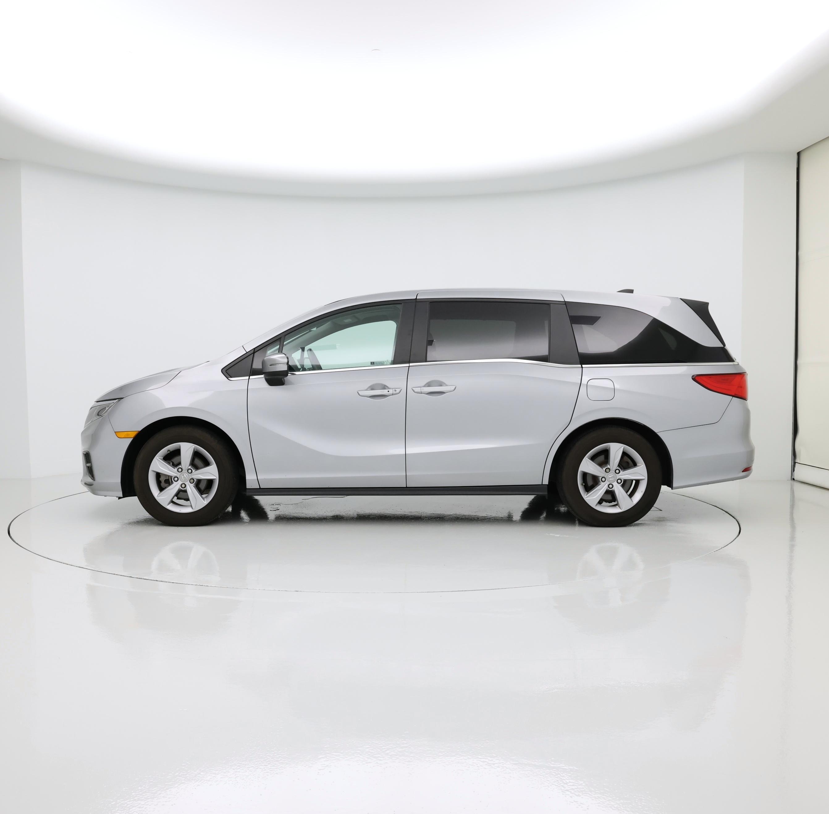 Thumbnail: 2019 Honda Odyssey - 3