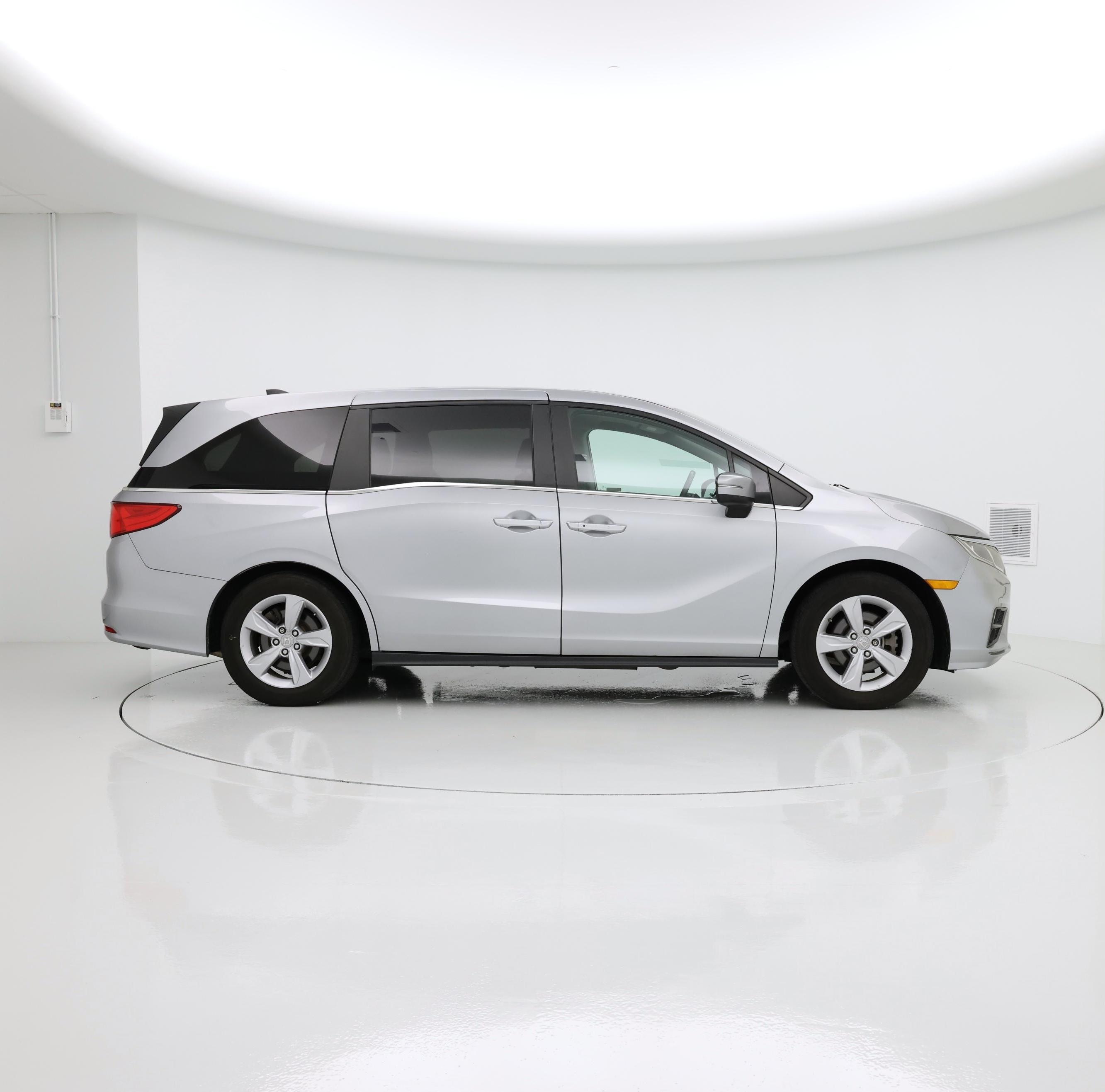 Thumbnail: 2019 Honda Odyssey - 7