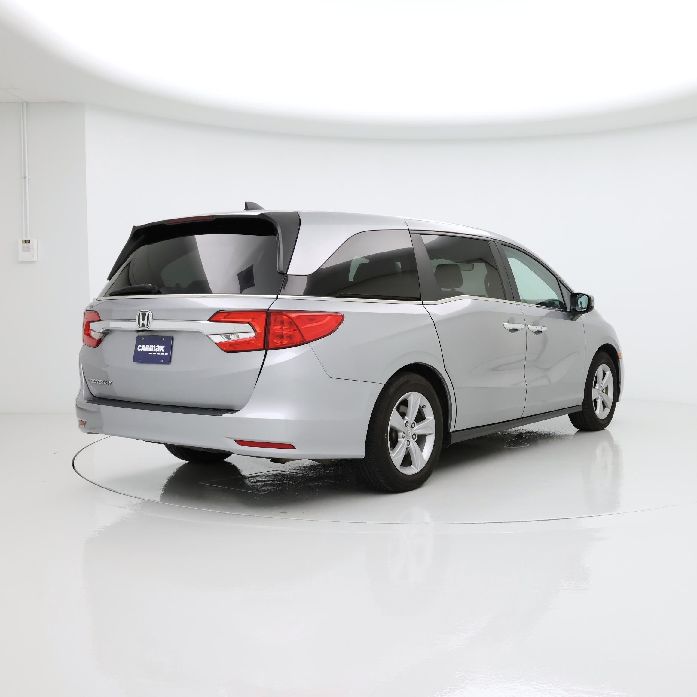 Thumbnail: 2019 Honda Odyssey - 8