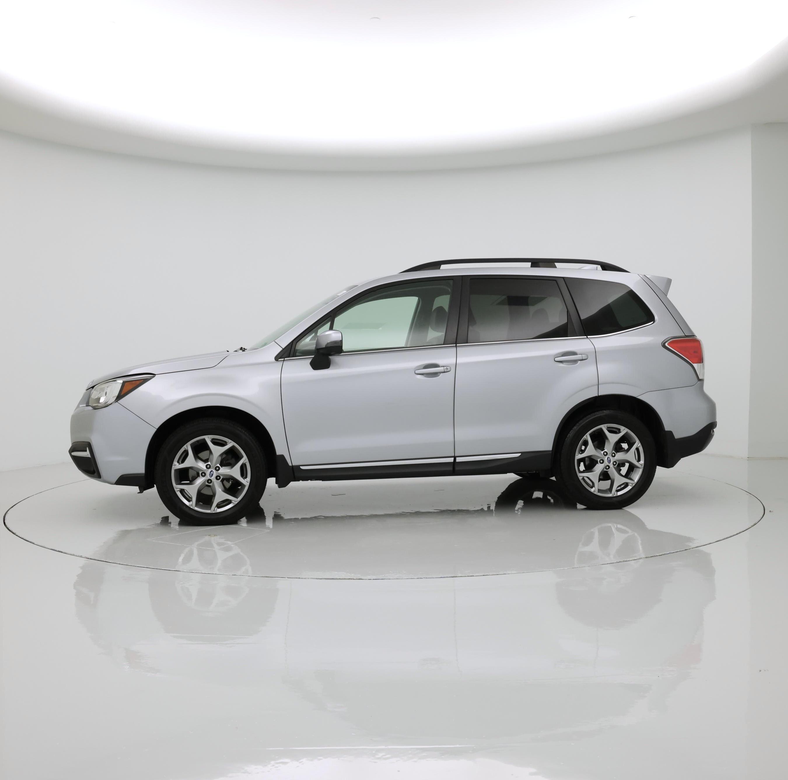 Thumbnail: 2018 Subaru Forester - 3