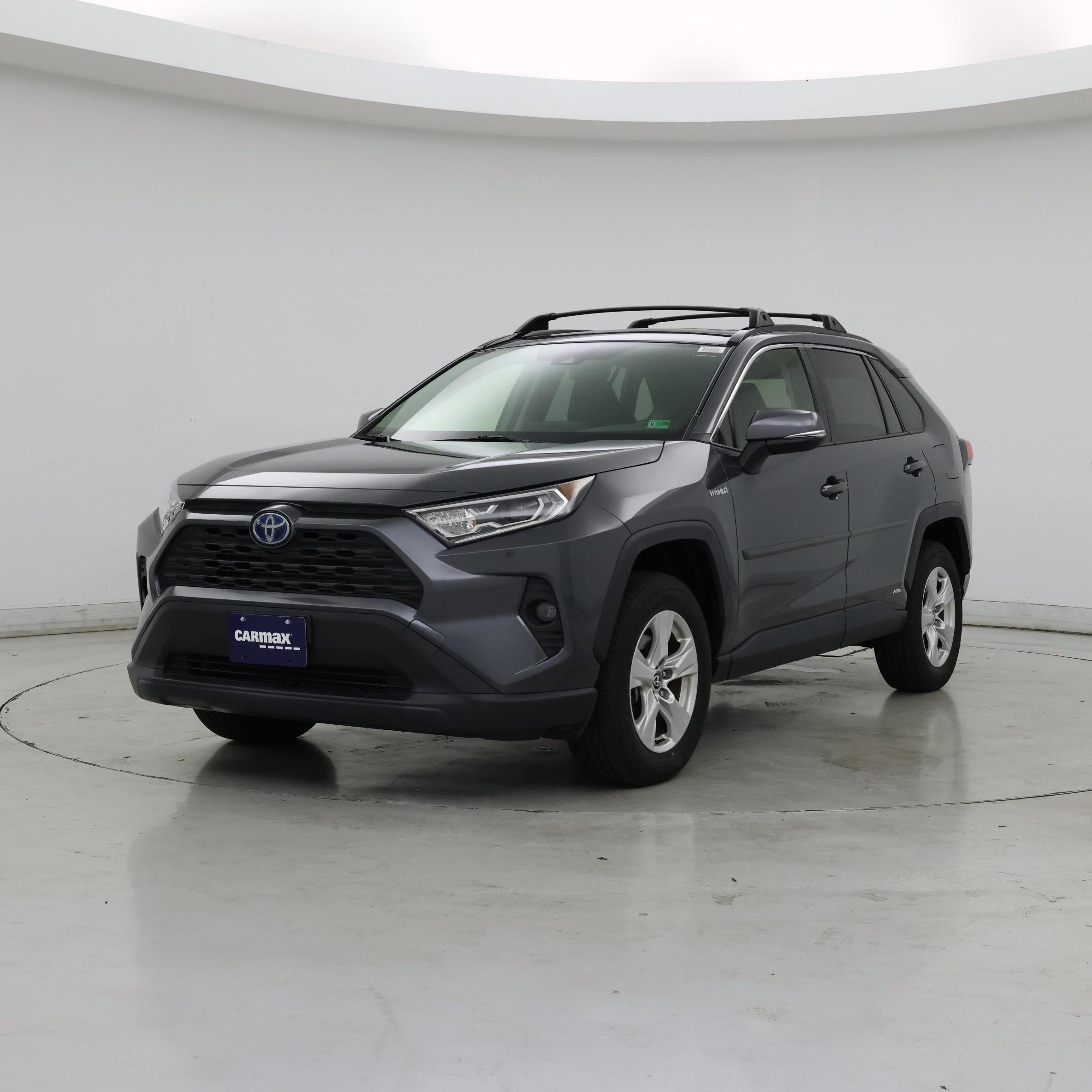 Thumbnail: 2021 Toyota RAV4 - 4