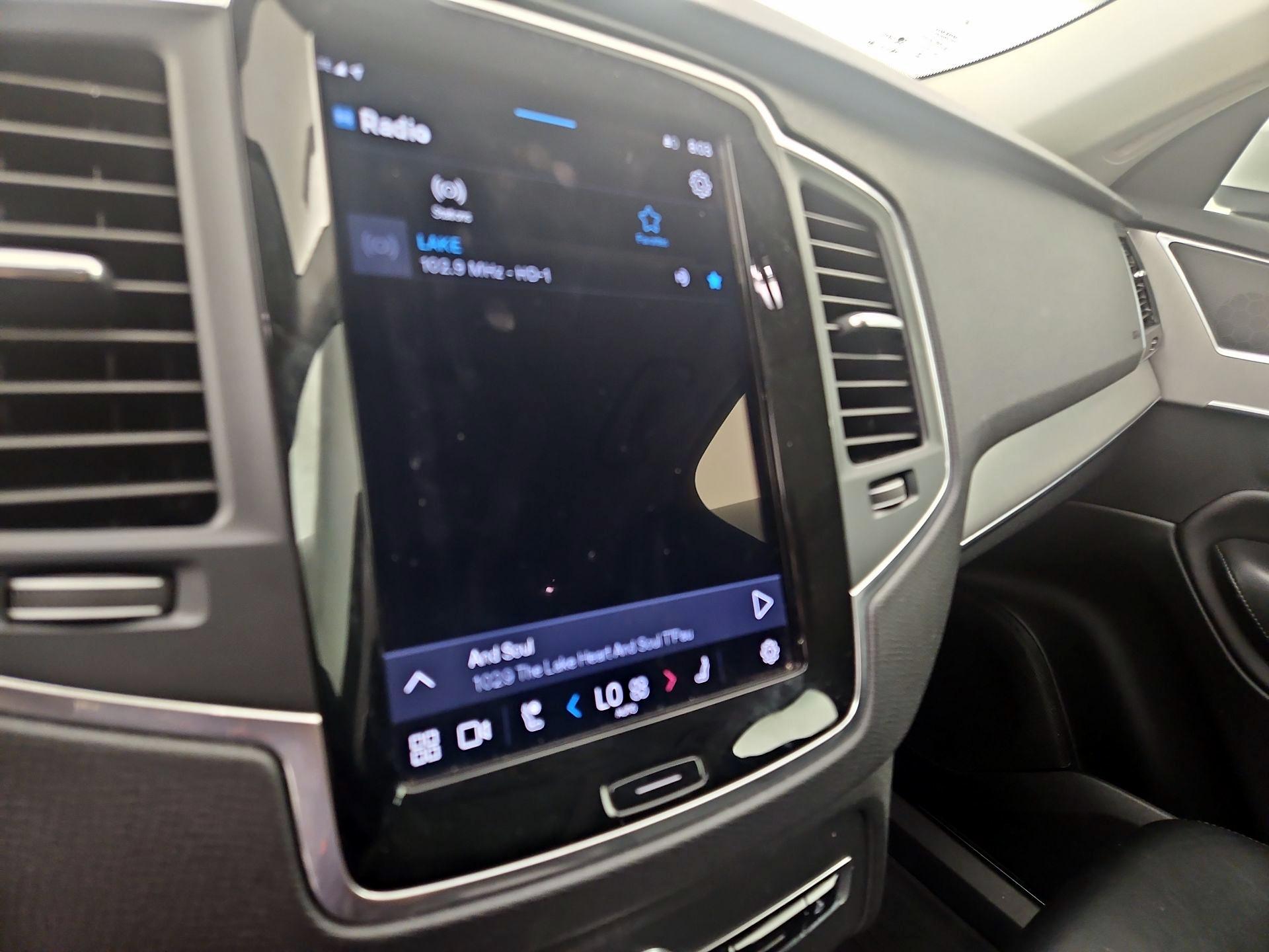 Thumbnail: 2023 Volvo XC90 - 15