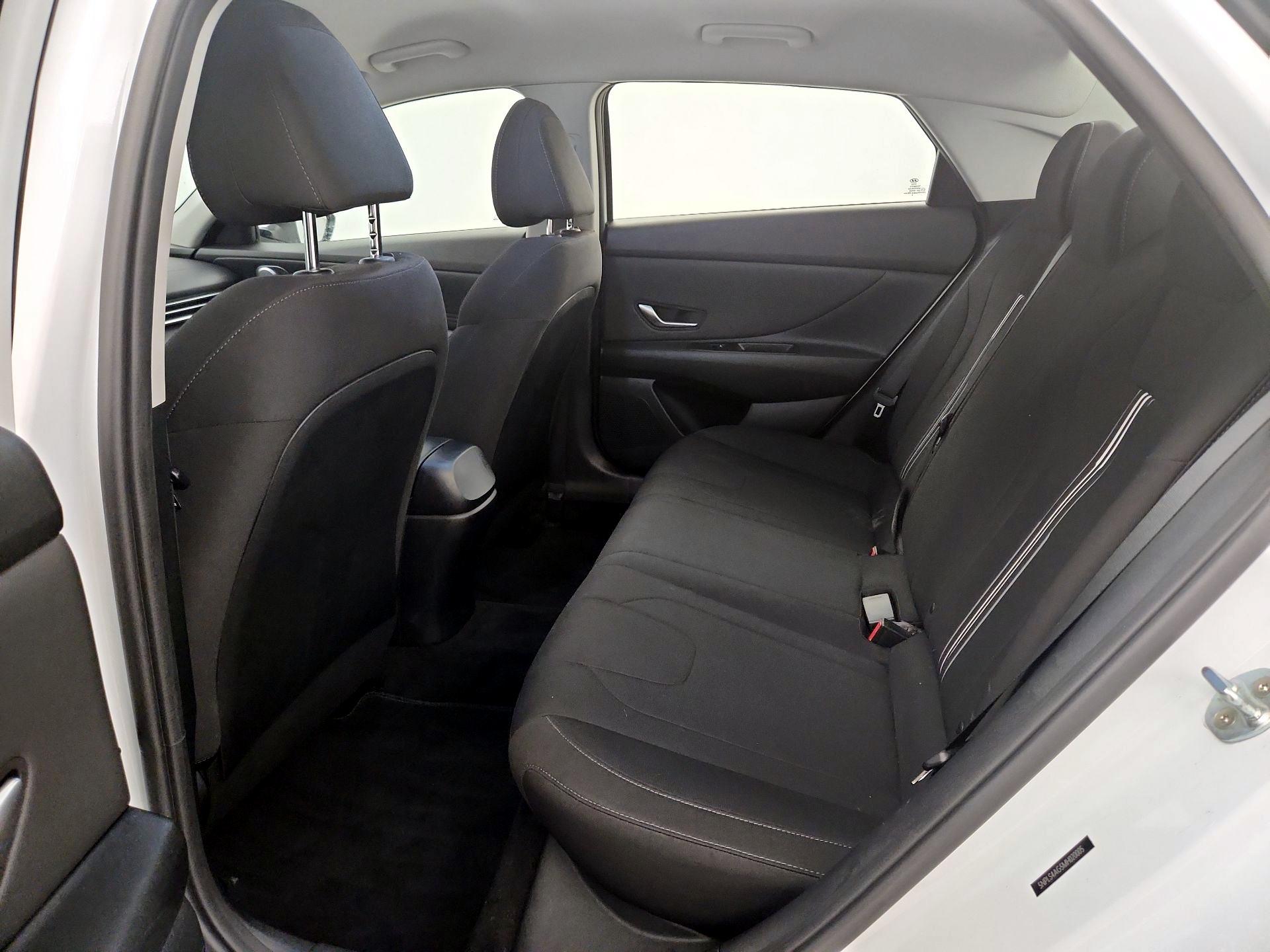 Thumbnail: 2021 Hyundai Elantra - 19