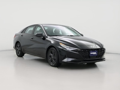 Black 2022 Hyundai Elantra SEL