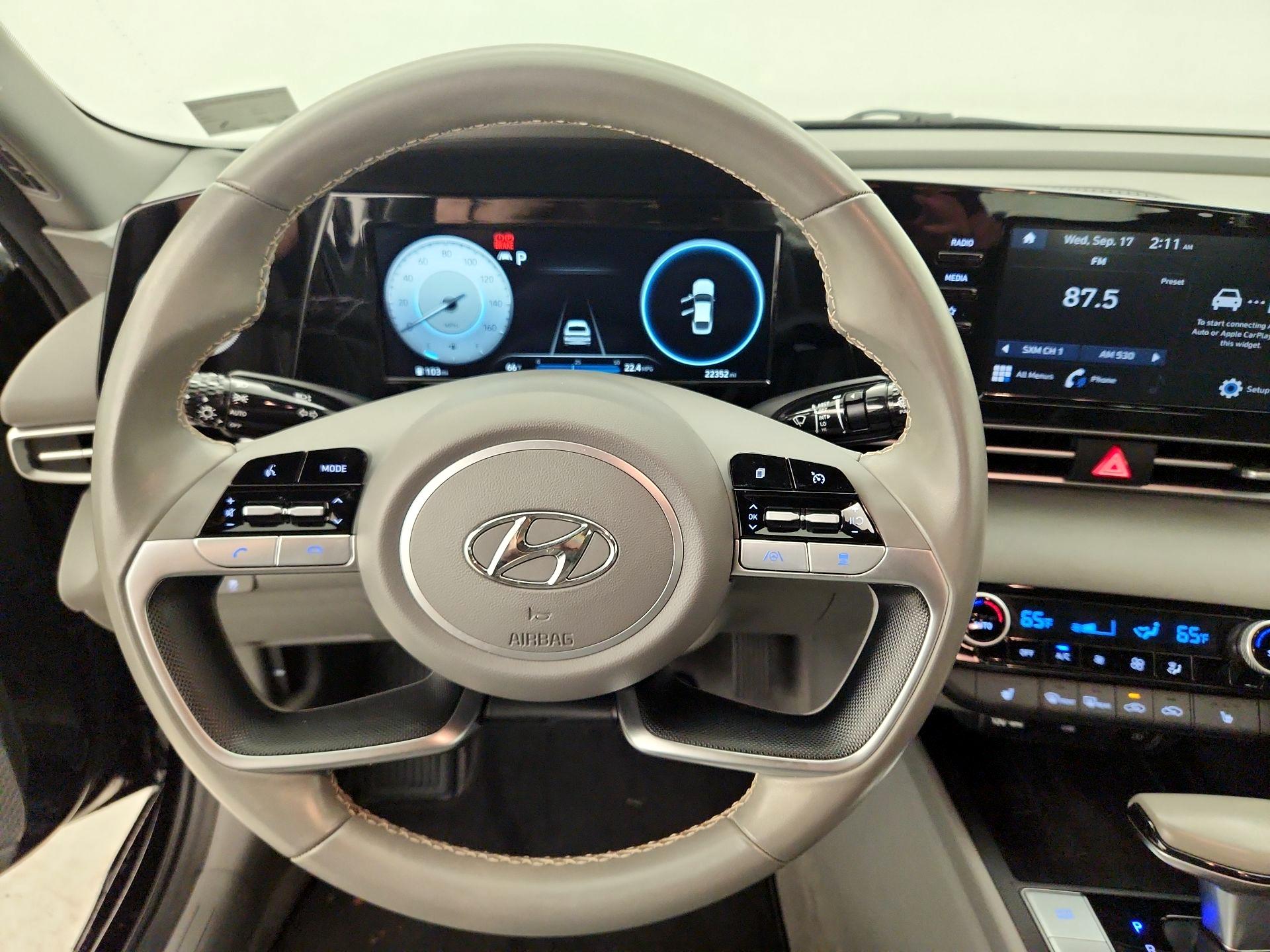 Thumbnail: 2022 Hyundai Elantra - 10