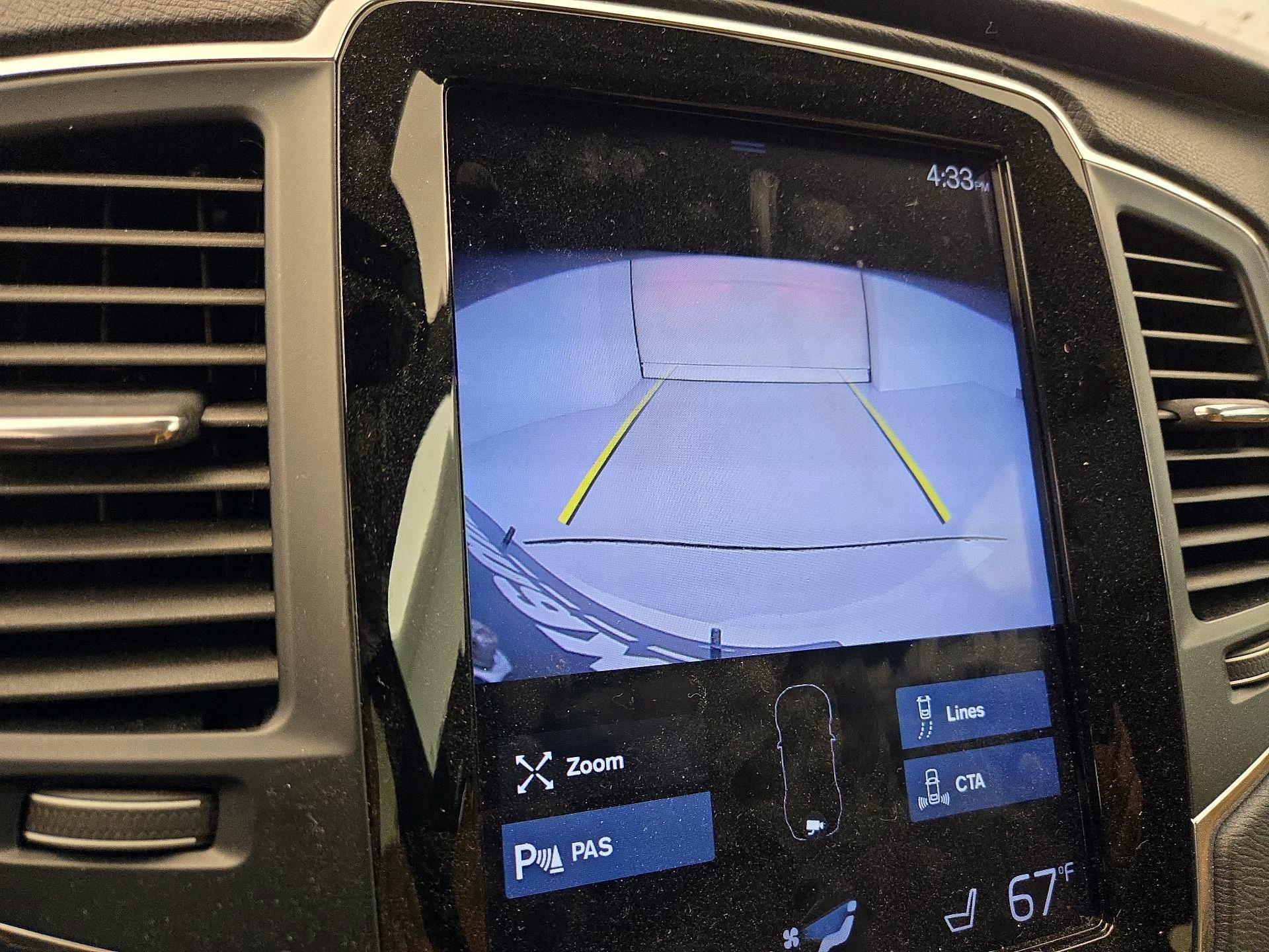 Thumbnail: 2019 Volvo XC90 - 14