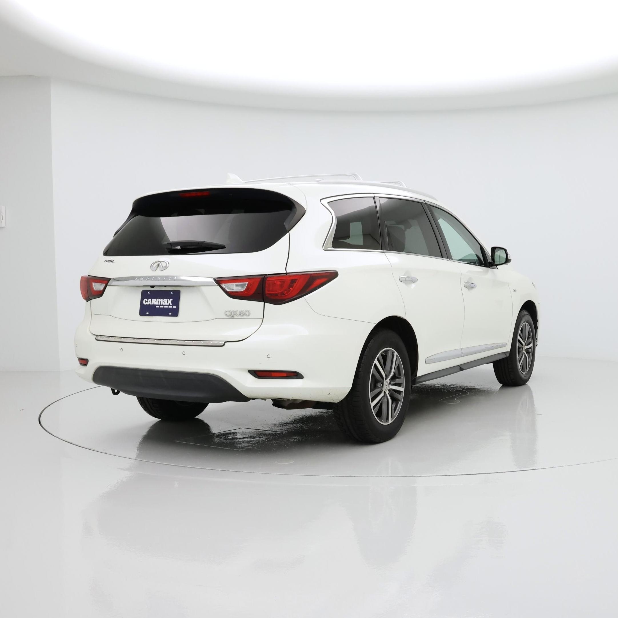 Thumbnail: 2017 INFINITI QX60 - 8