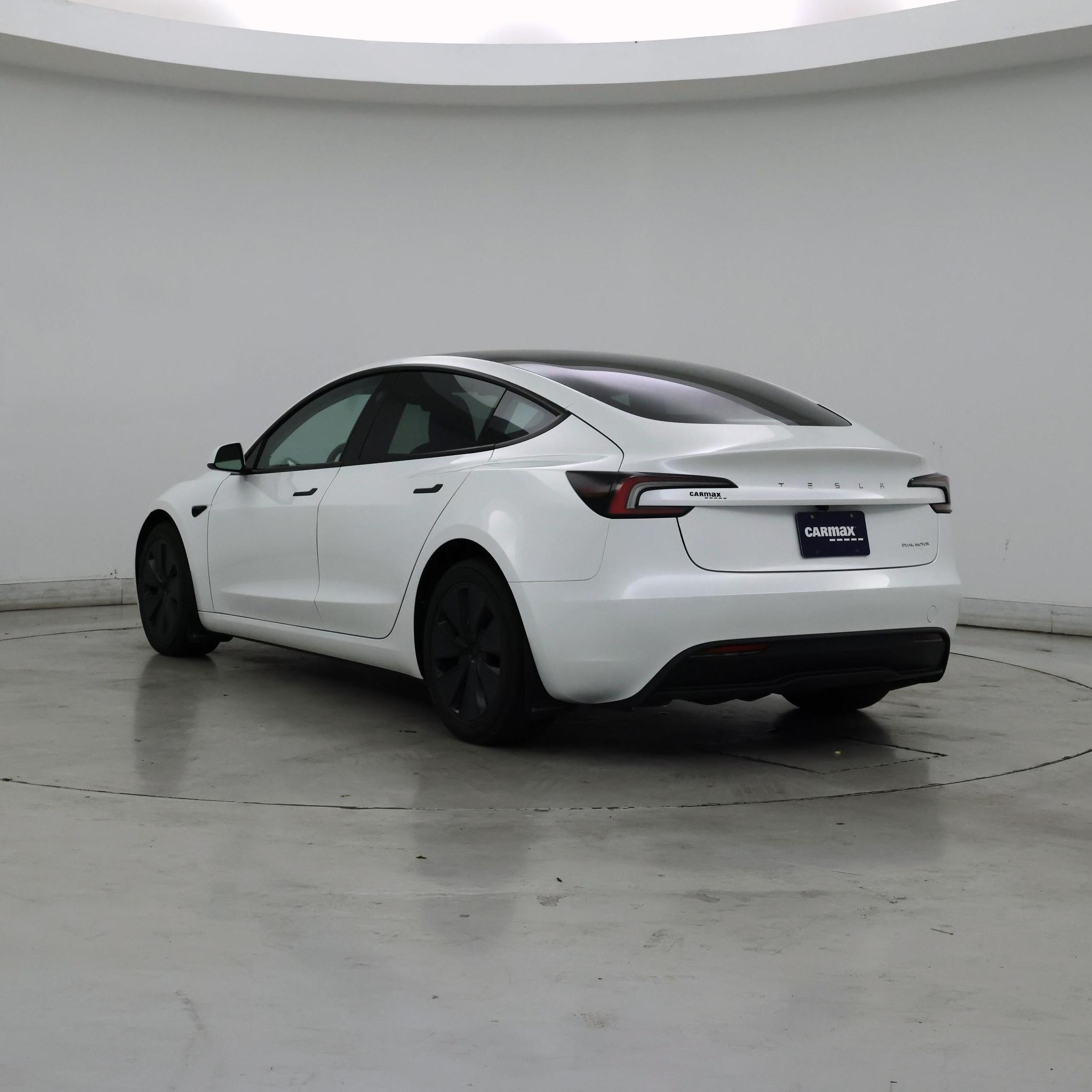 Thumbnail: 2025 Tesla Model 3 - 2