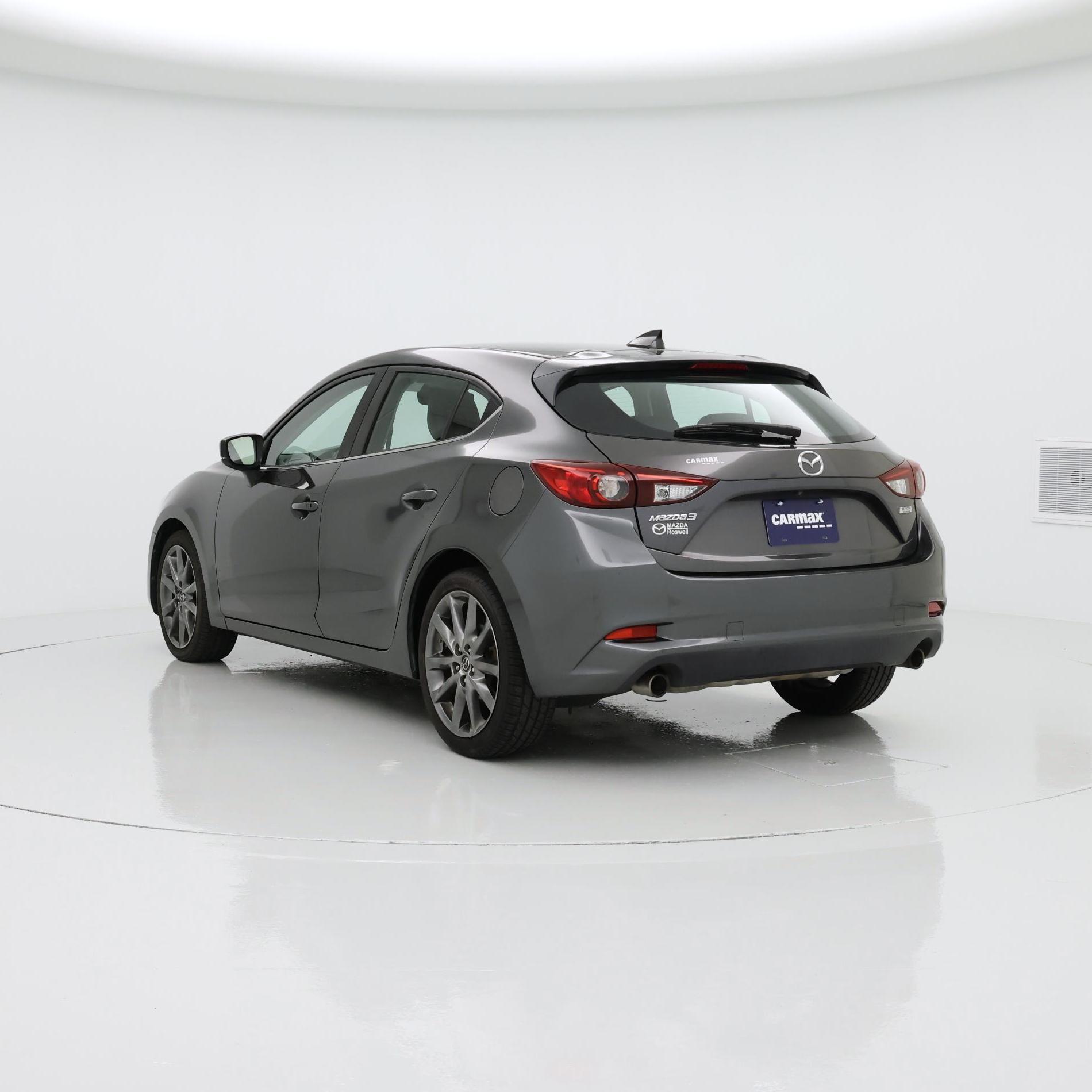 Thumbnail: 2018 Mazda Mazda3 - 2