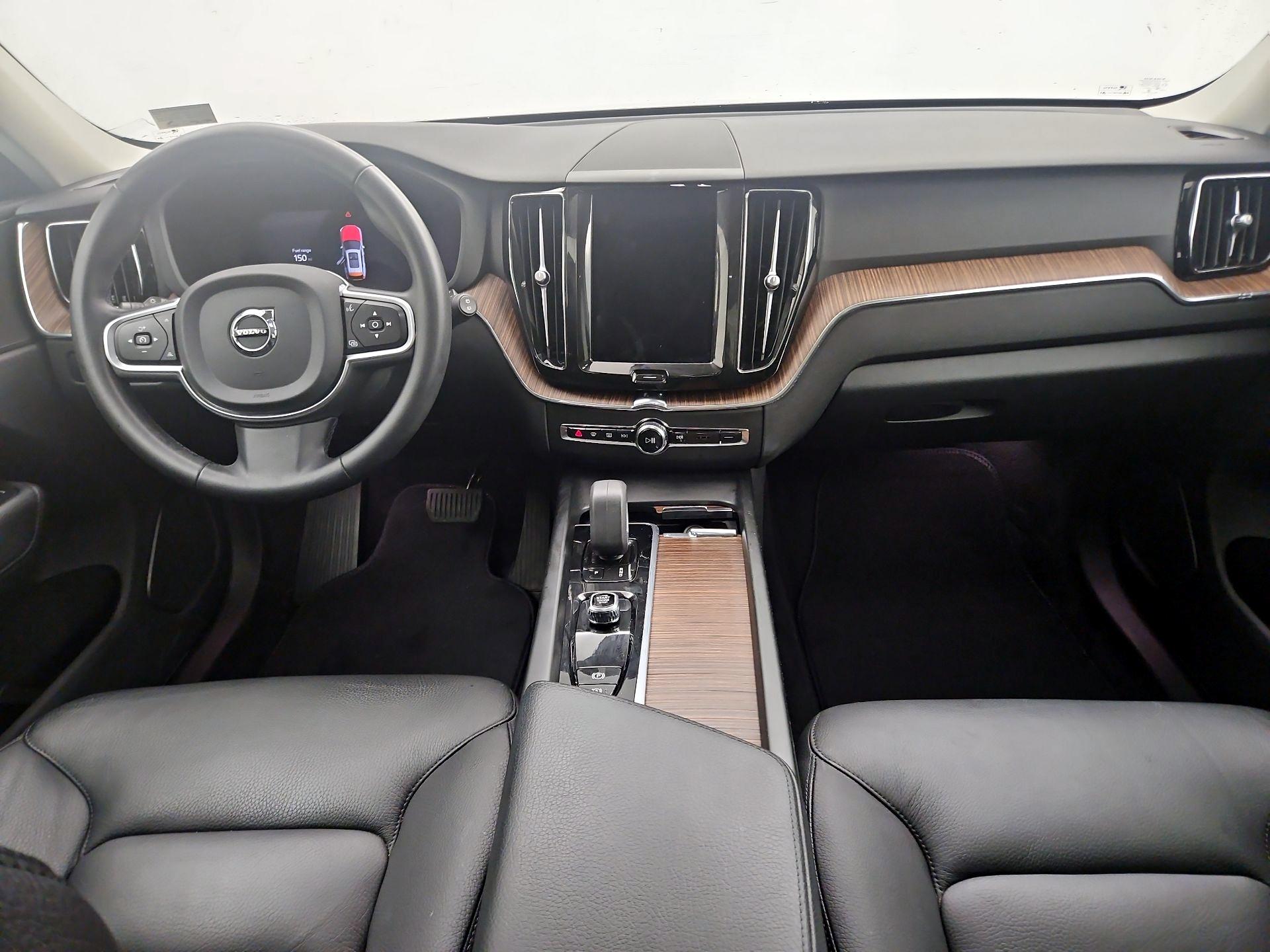 Thumbnail: 2022 Volvo XC60 - 9