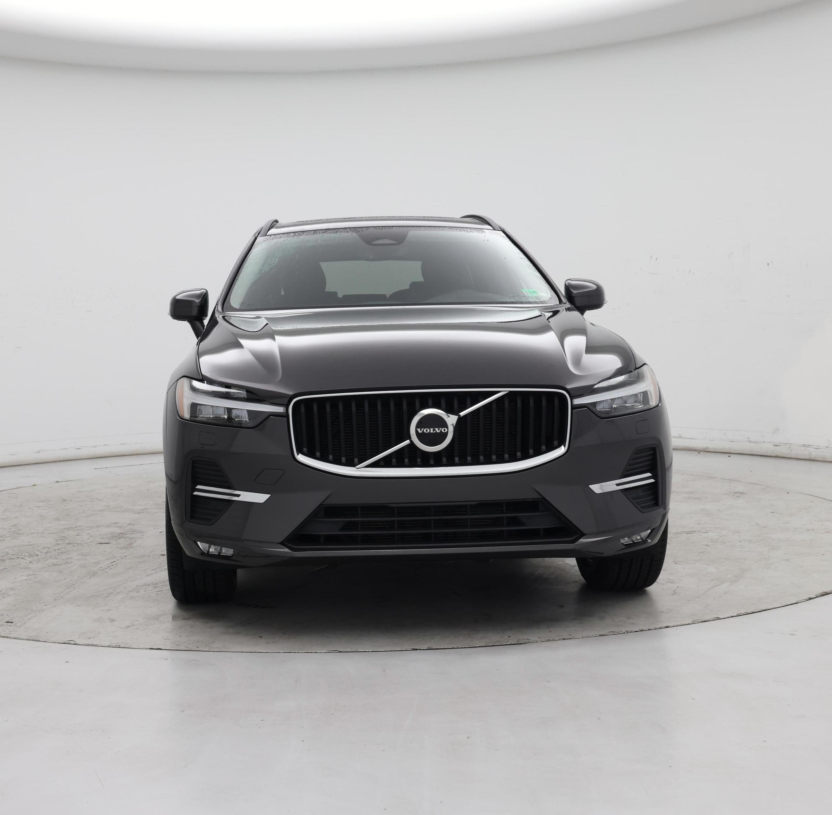 Thumbnail: 2022 Volvo XC60 - 5