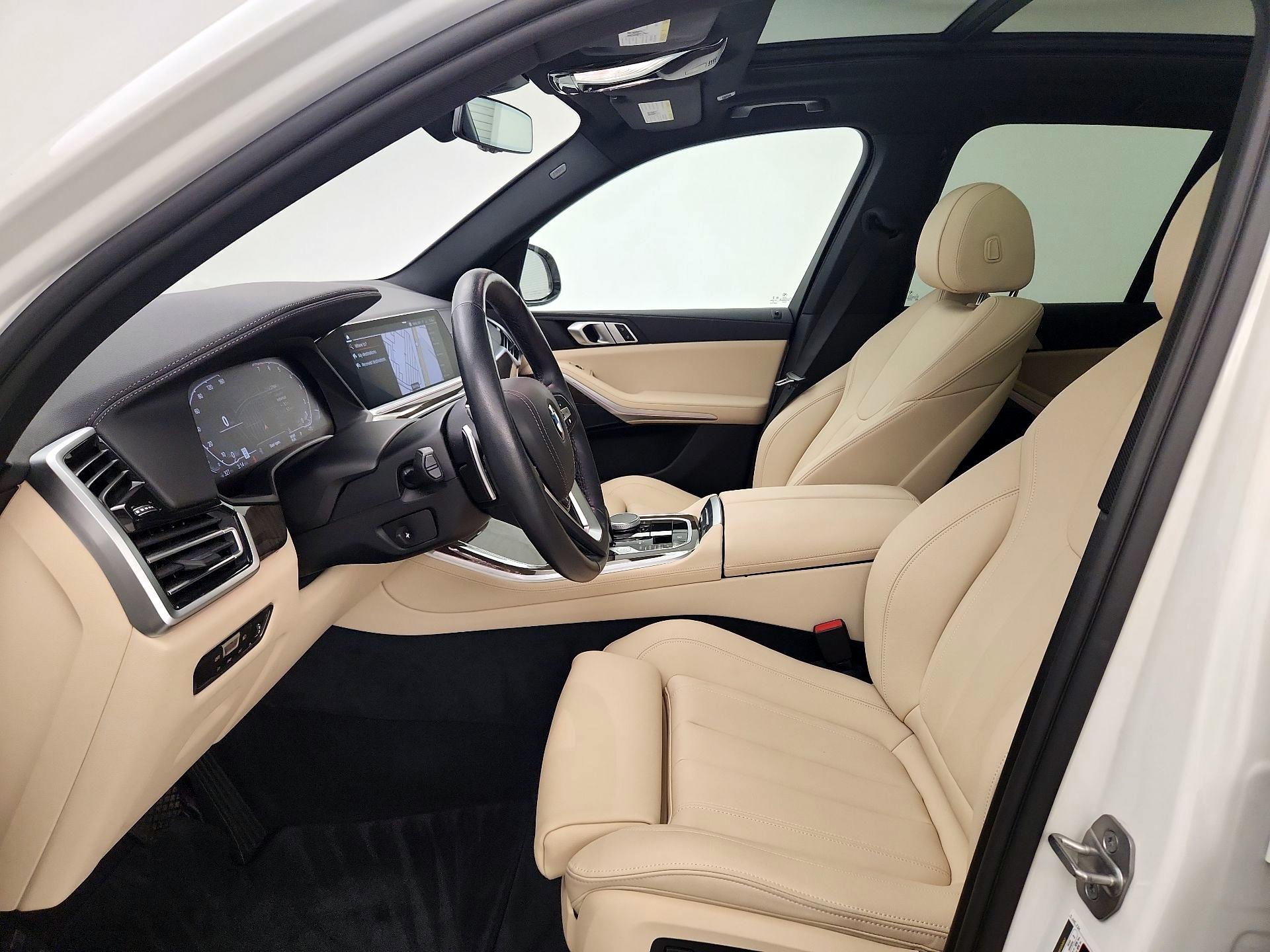 Thumbnail: 2022 BMW X5 - 11