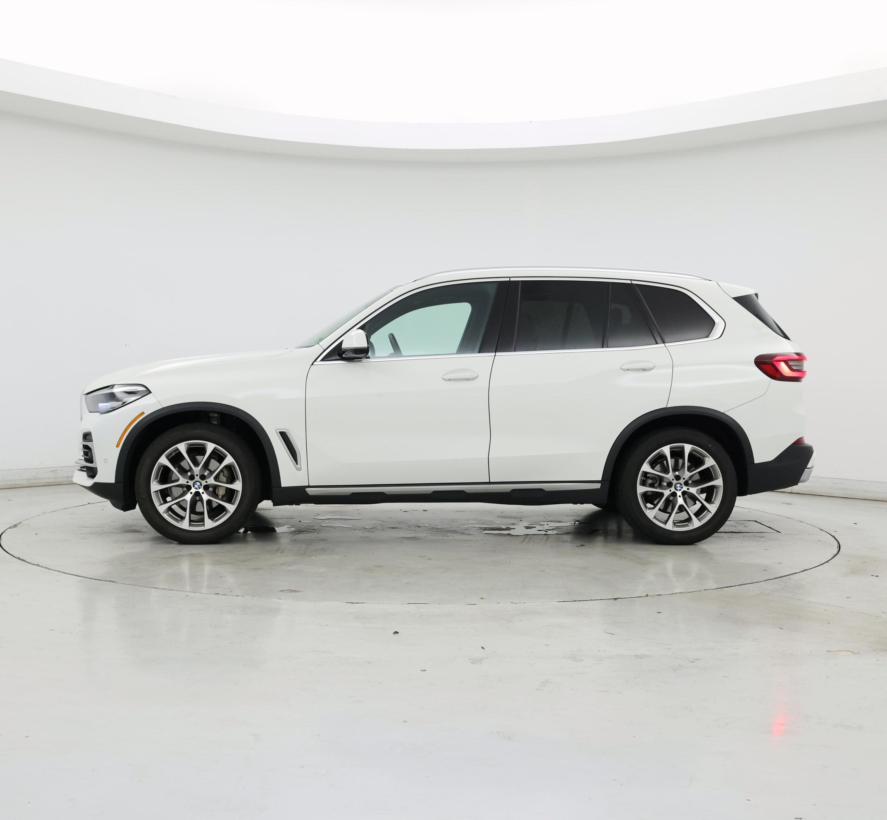 Thumbnail: 2022 BMW X5 - 3