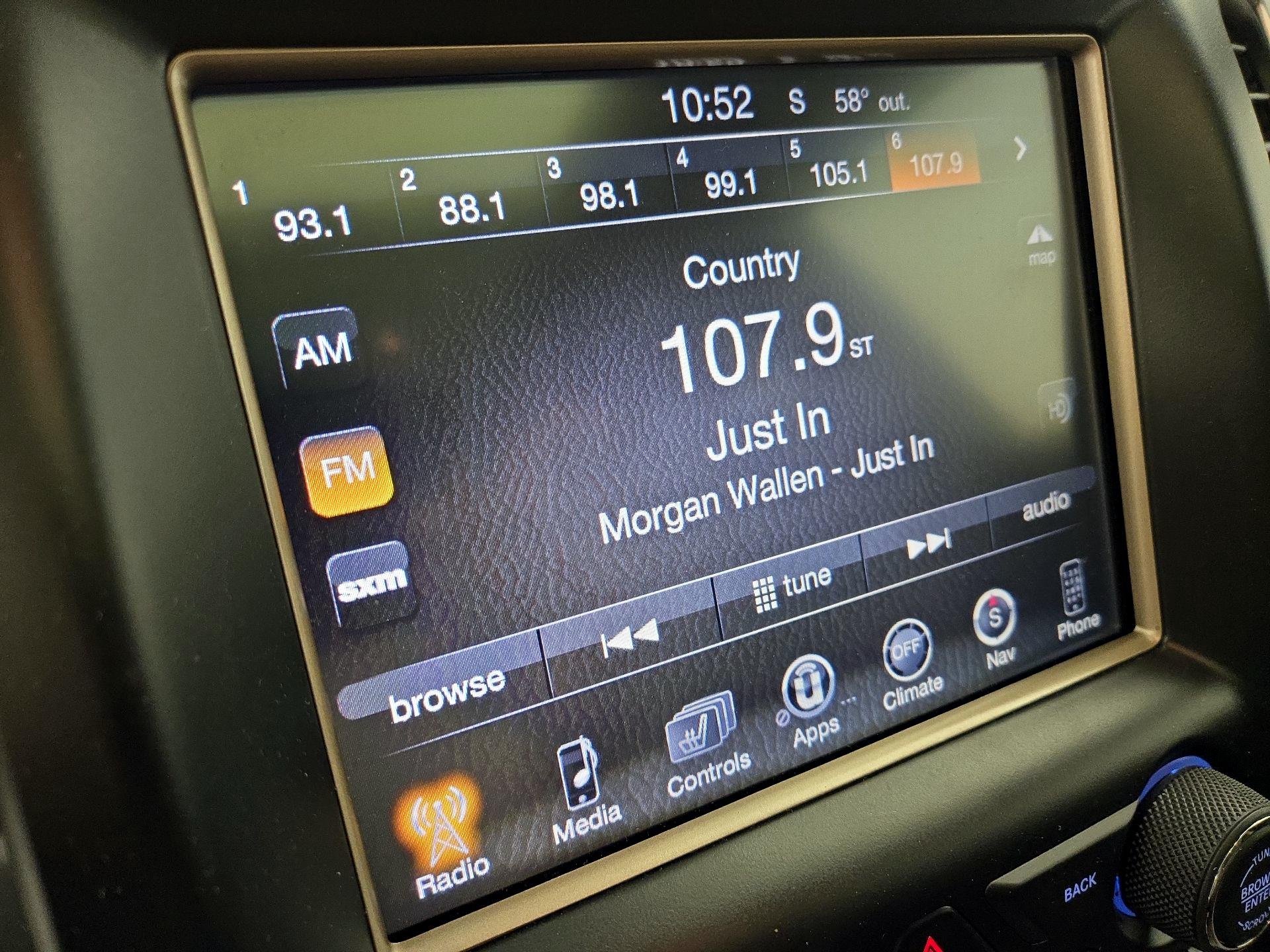 Thumbnail: 2014 Jeep Grand Cherokee - 14