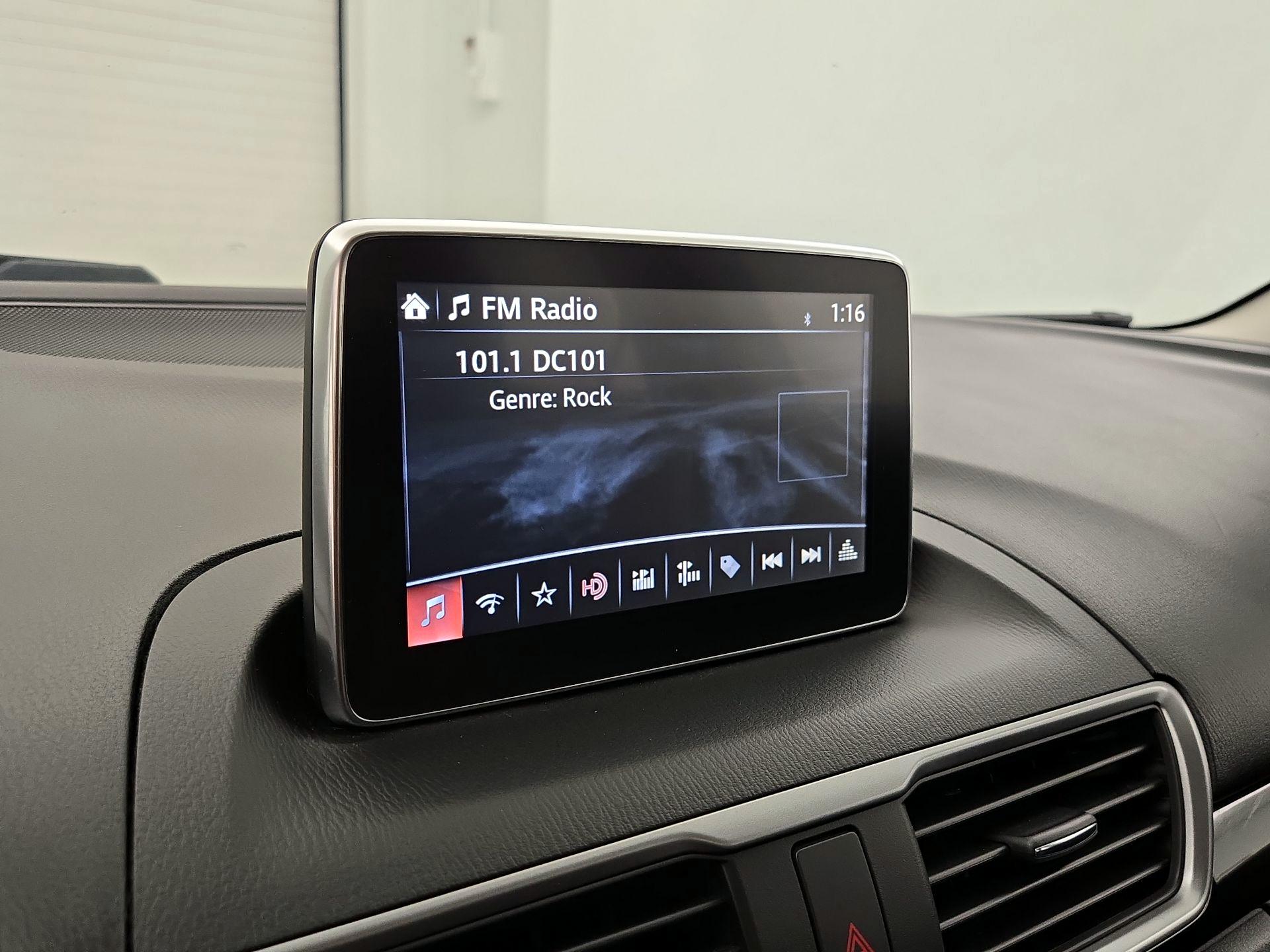 Thumbnail: 2015 Mazda Mazda3 - 15