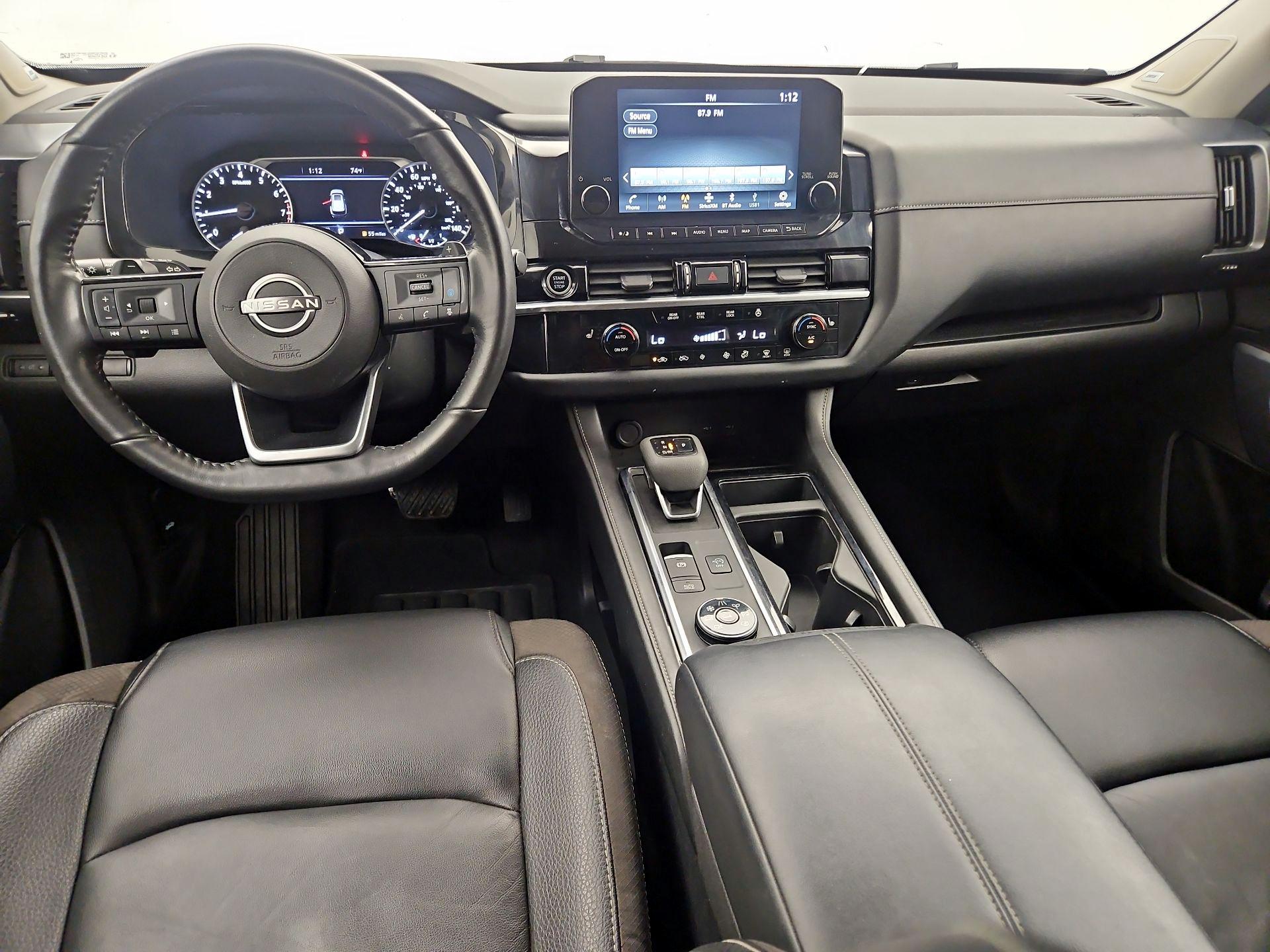 Thumbnail: 2023 Nissan Pathfinder - 9