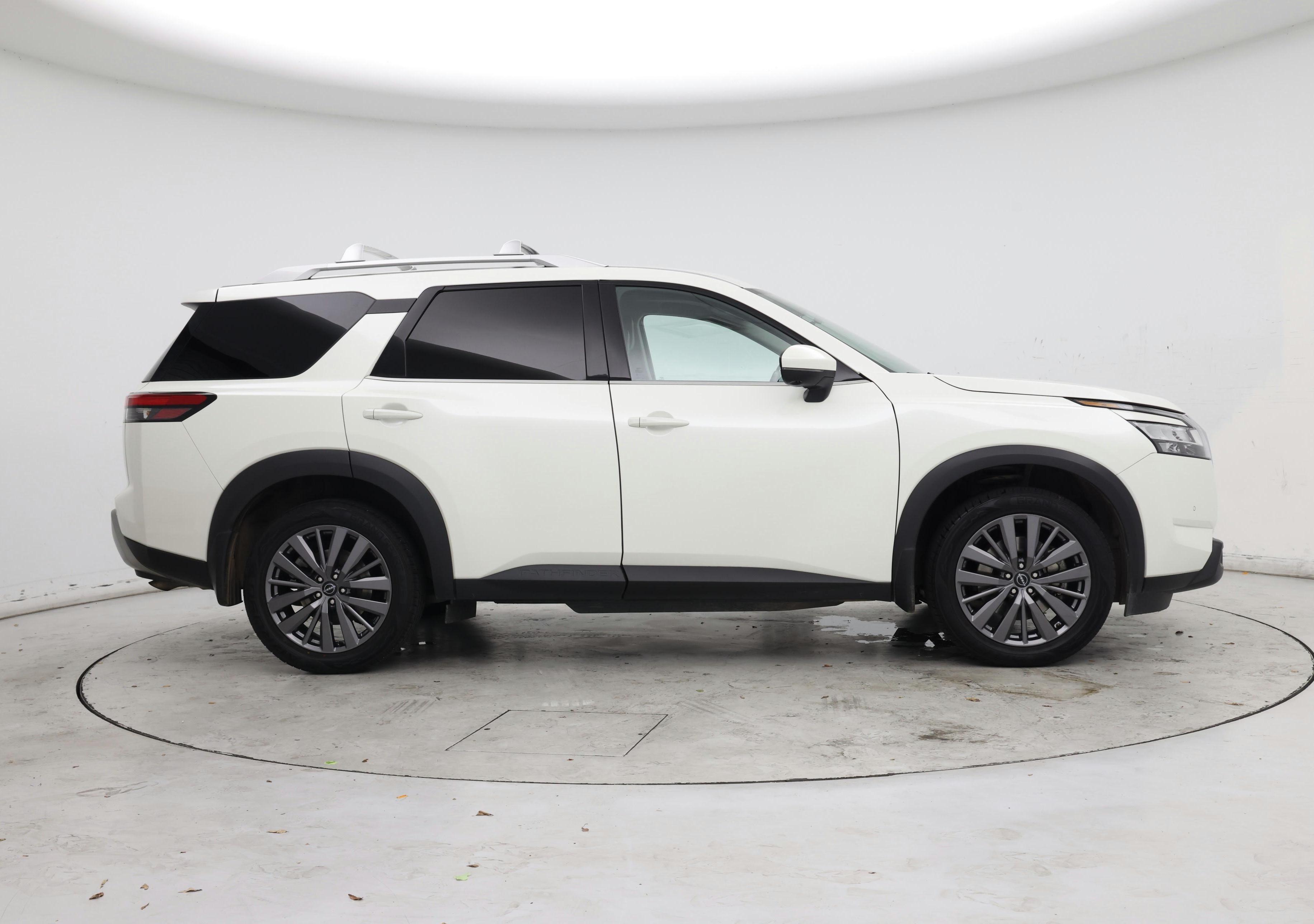 Thumbnail: 2023 Nissan Pathfinder - 7