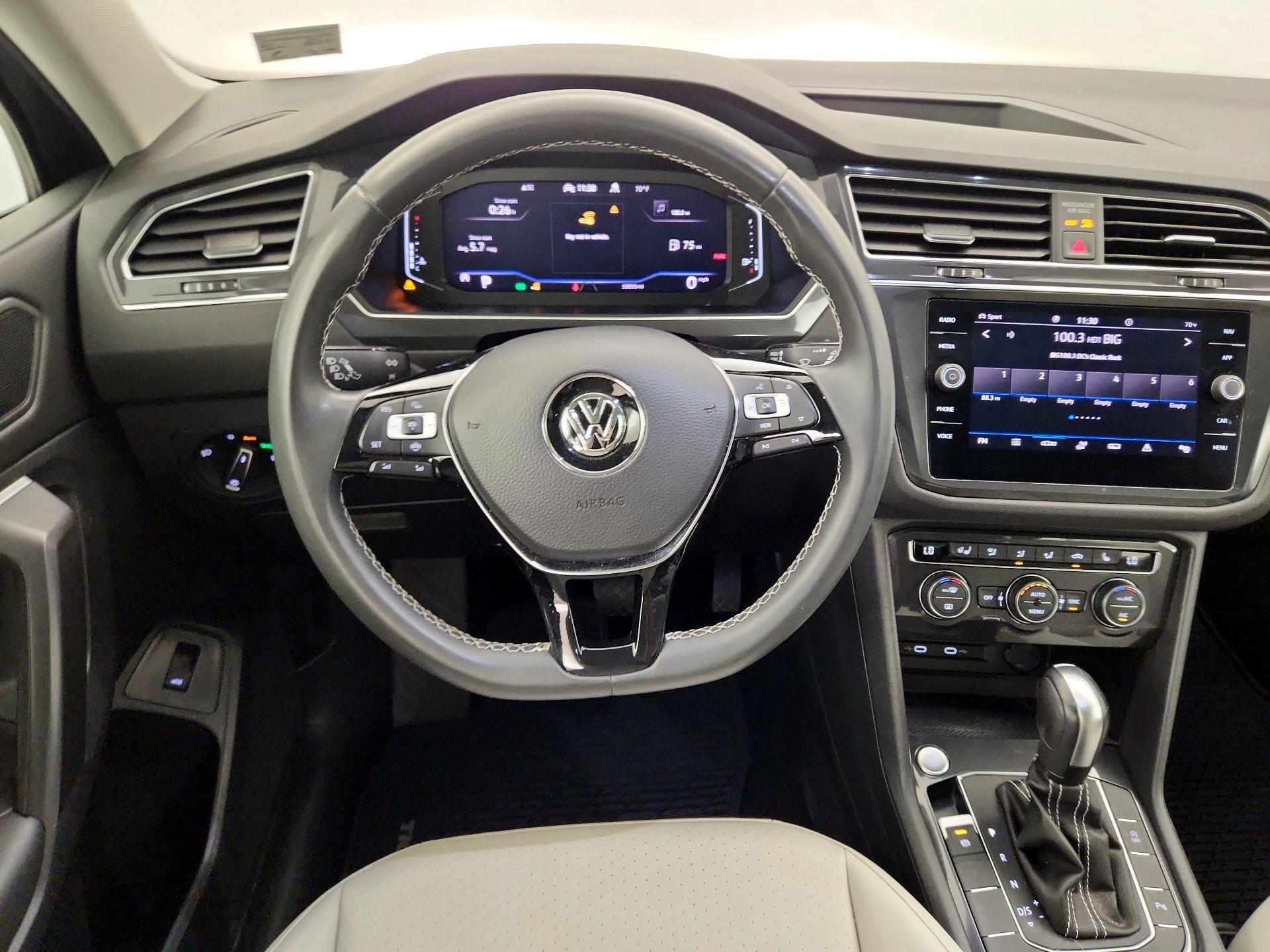 Thumbnail: 2021 Volkswagen Tiguan - 10