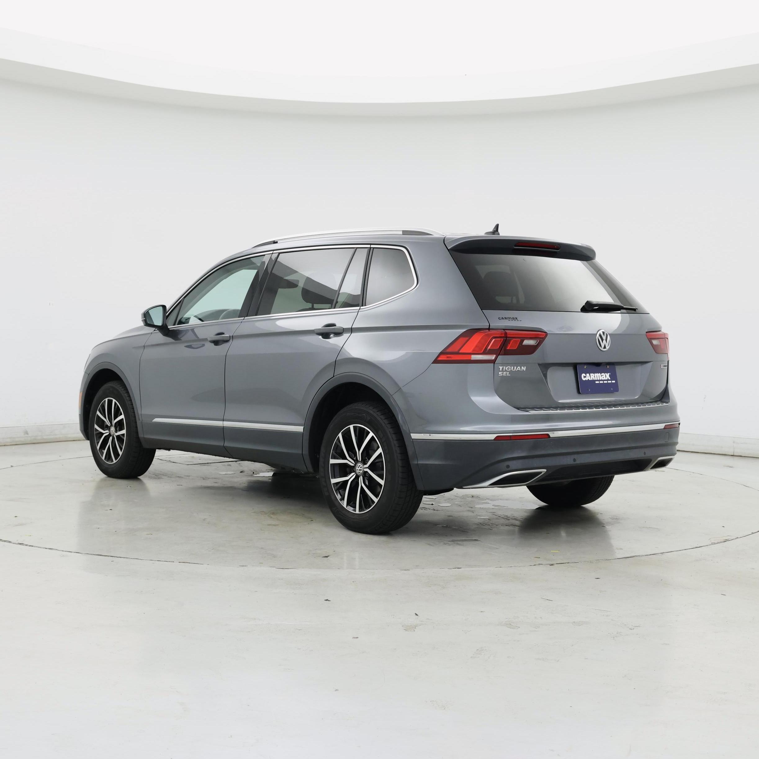 Thumbnail: 2021 Volkswagen Tiguan - 2