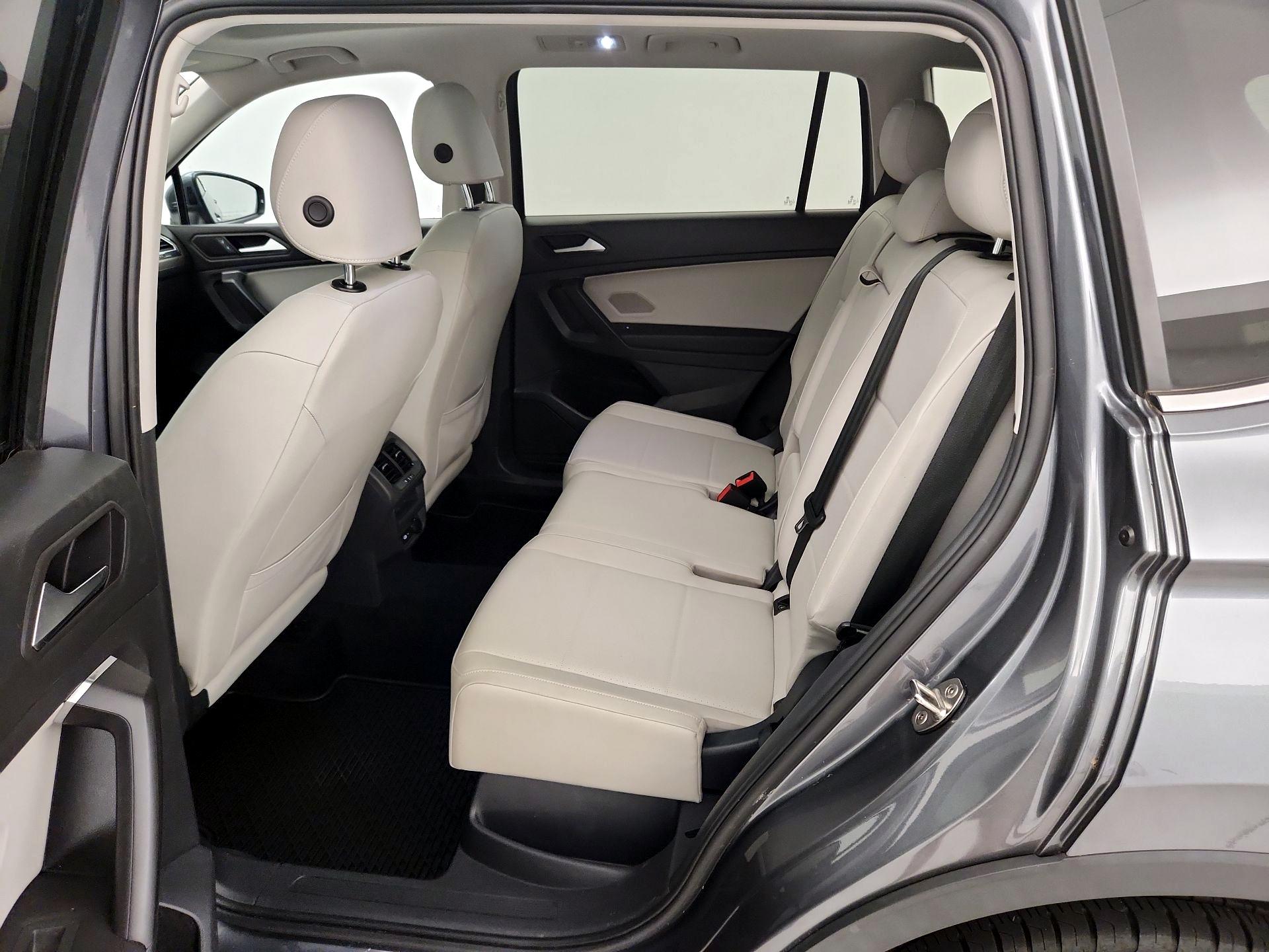 Thumbnail: 2021 Volkswagen Tiguan - 20