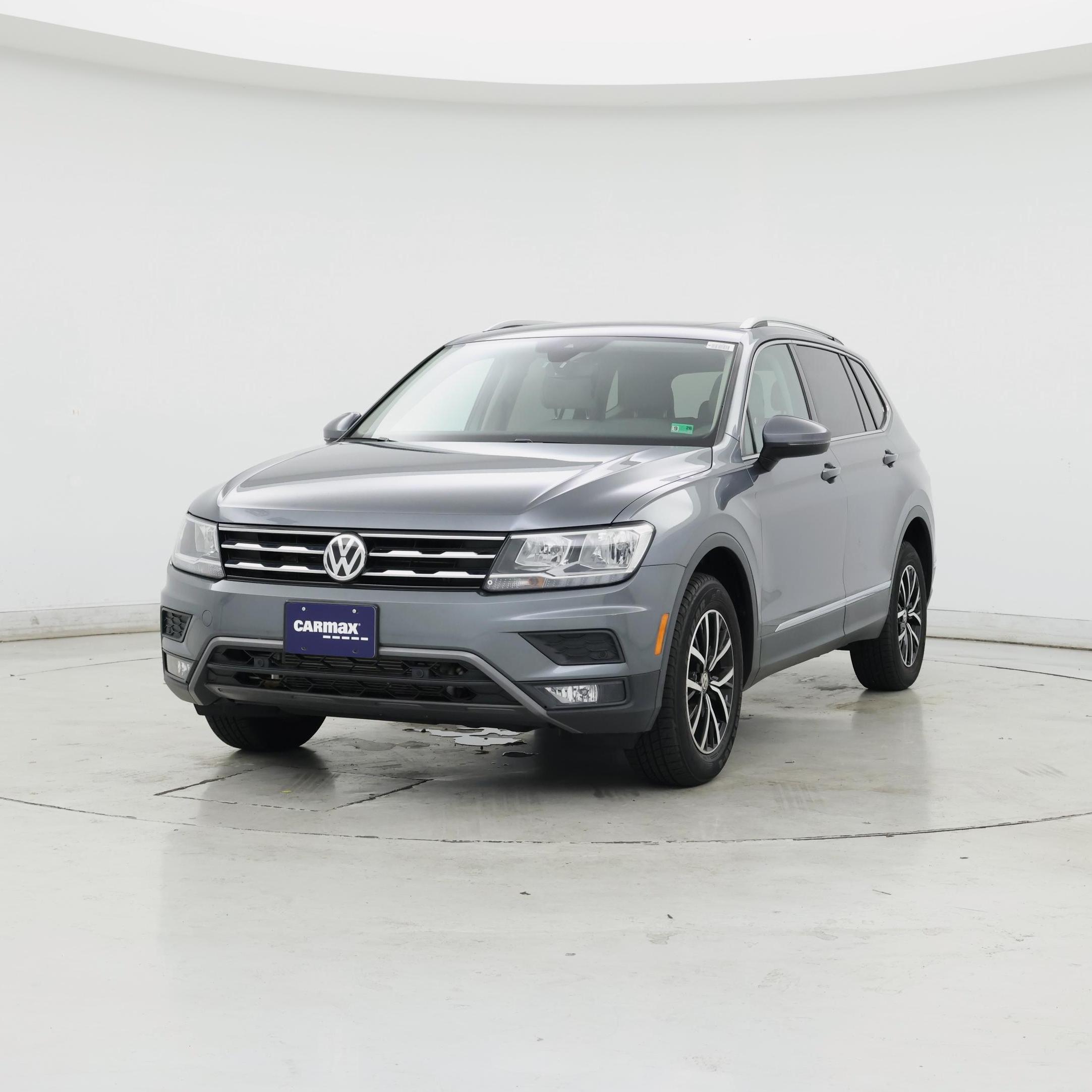 Thumbnail: 2021 Volkswagen Tiguan - 4