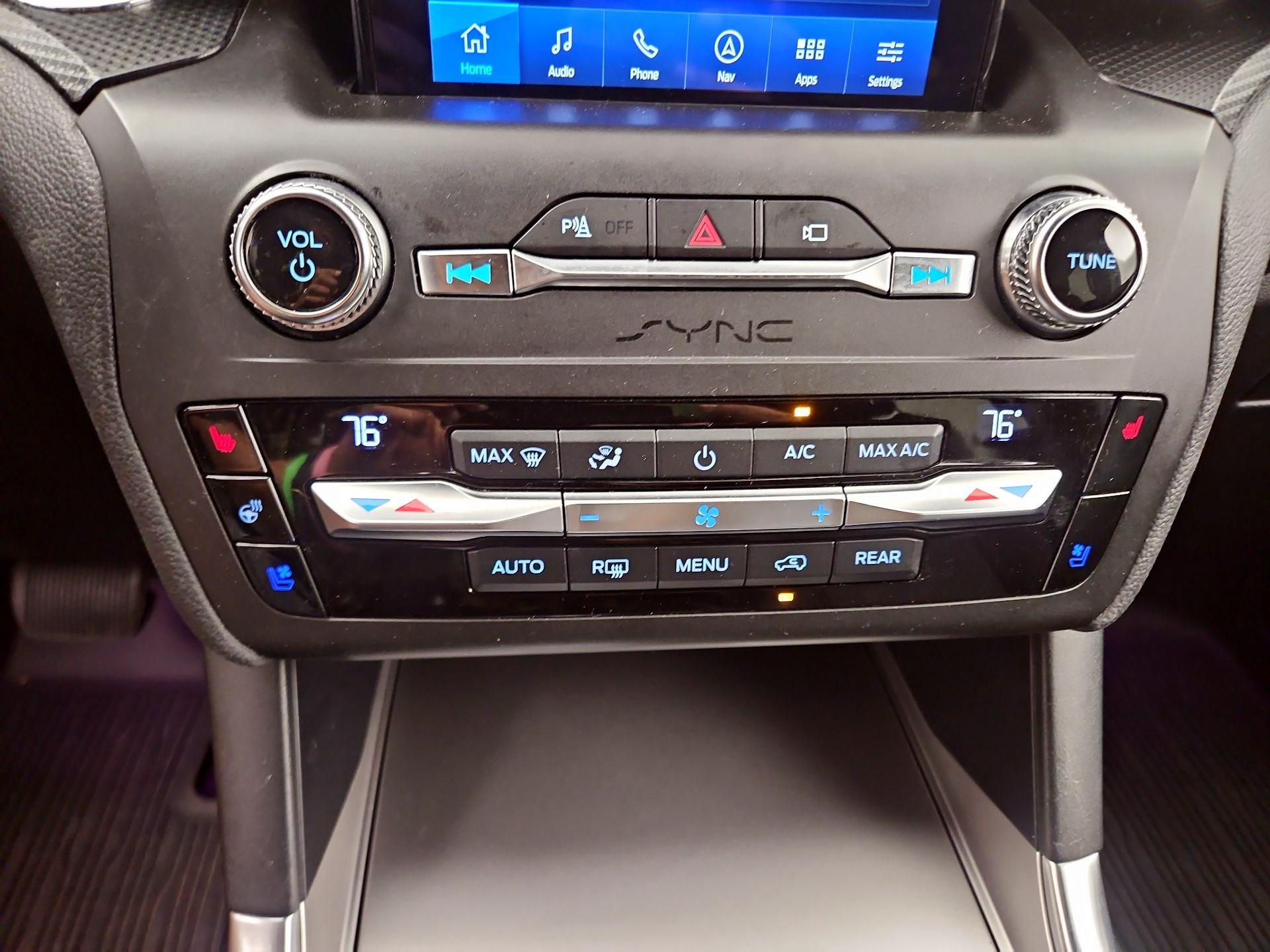 Thumbnail: 2020 Ford Explorer - 17