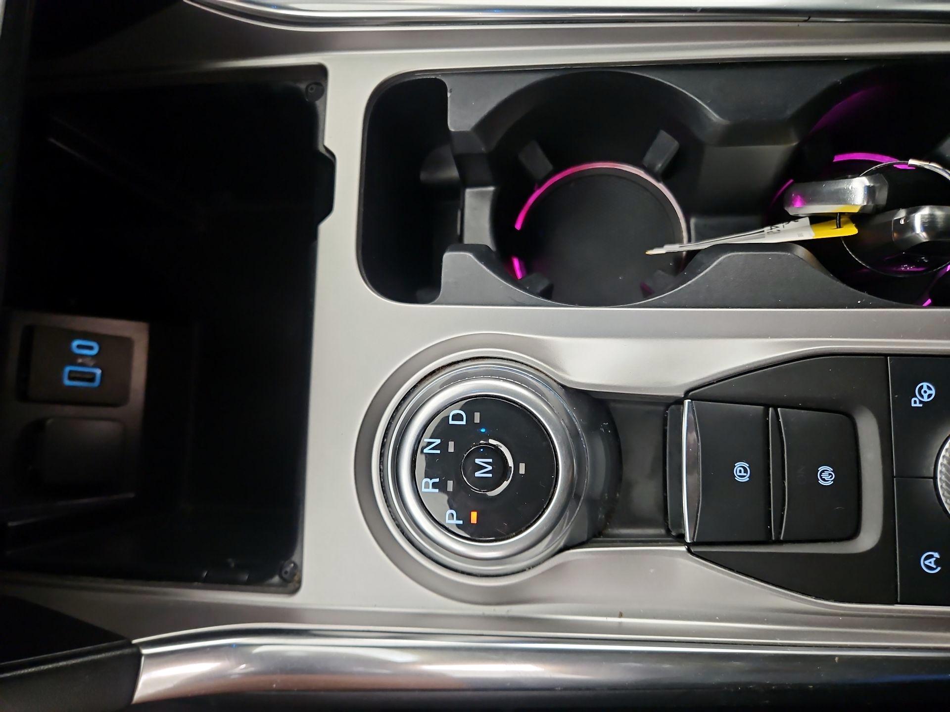 Thumbnail: 2020 Ford Explorer - 18