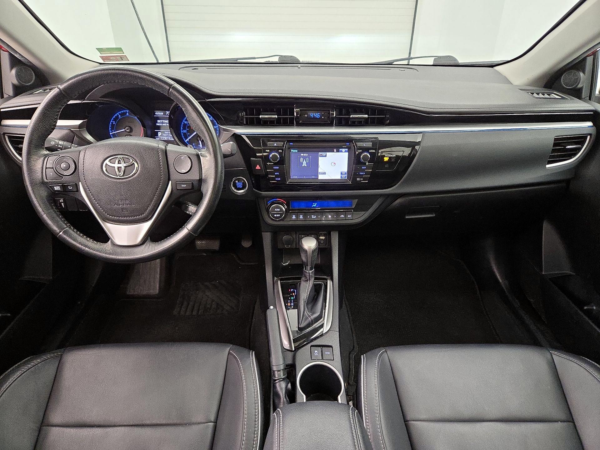 Thumbnail: 2015 Toyota Corolla - 9