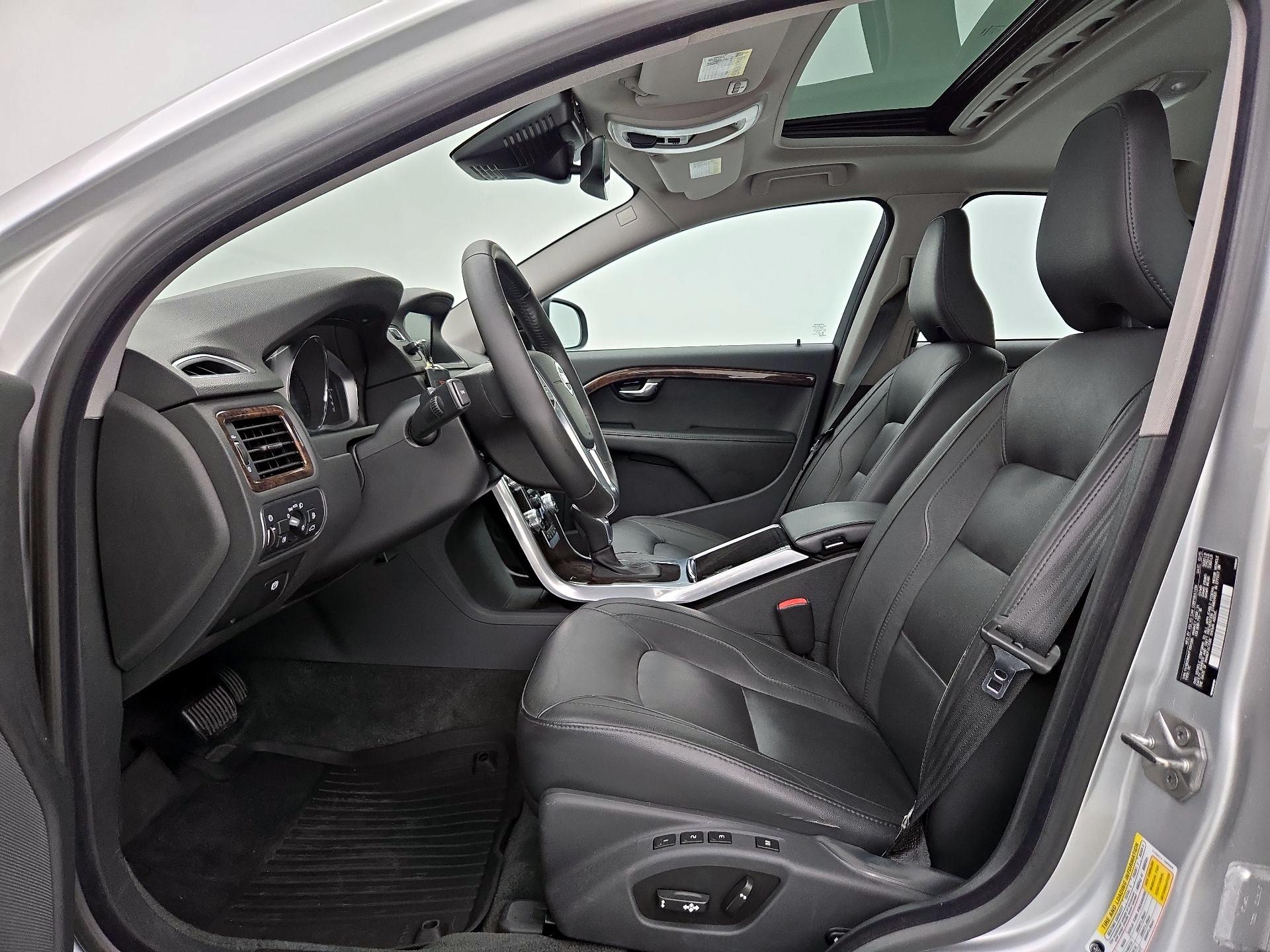 Thumbnail: 2015 Volvo S80 - 11