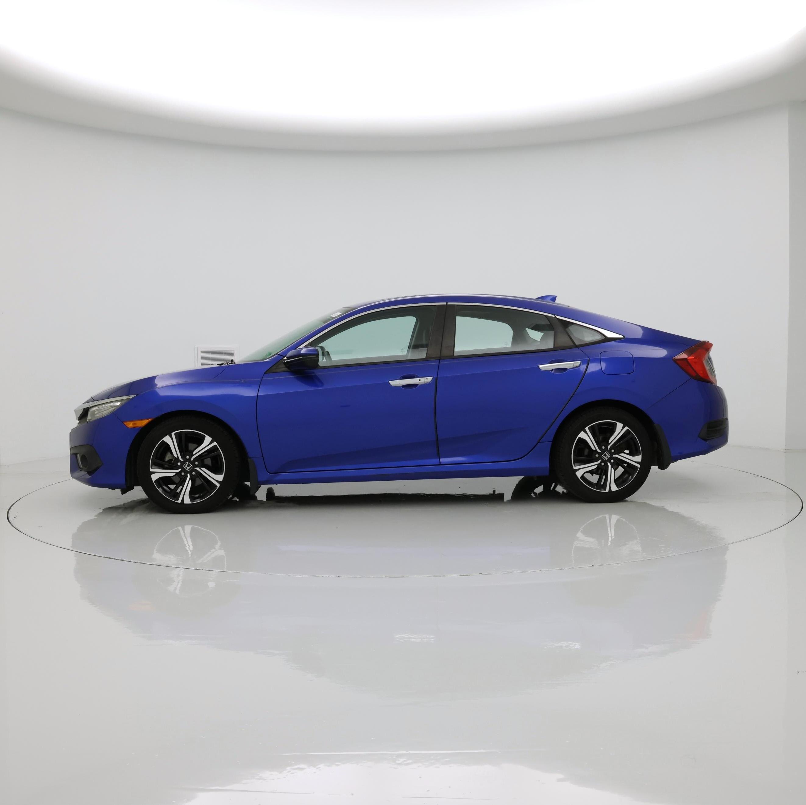 Thumbnail: 2016 Honda Civic - 3