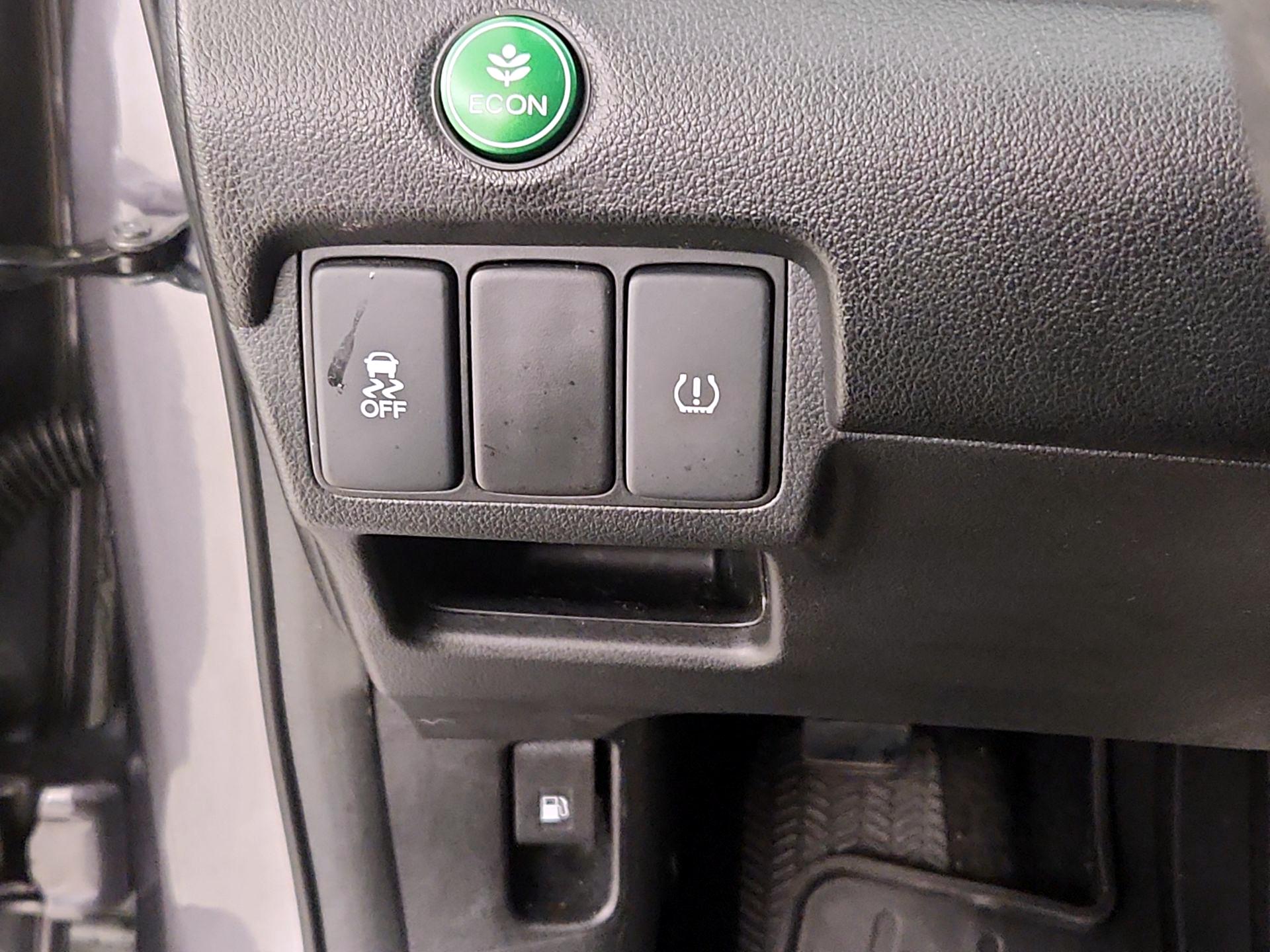 Thumbnail: 2016 Honda CR-V - 13