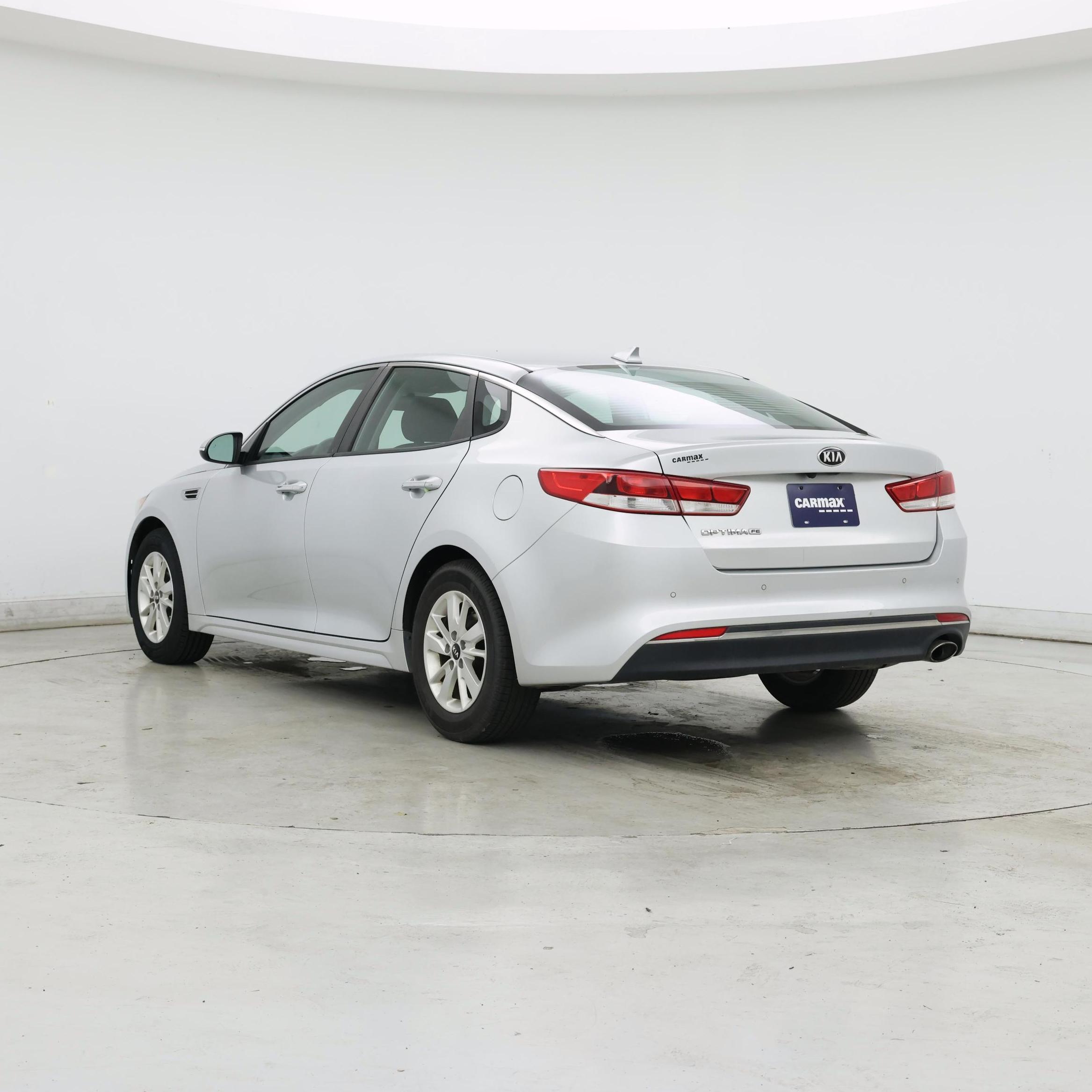 Thumbnail: 2018 Kia Optima - 2