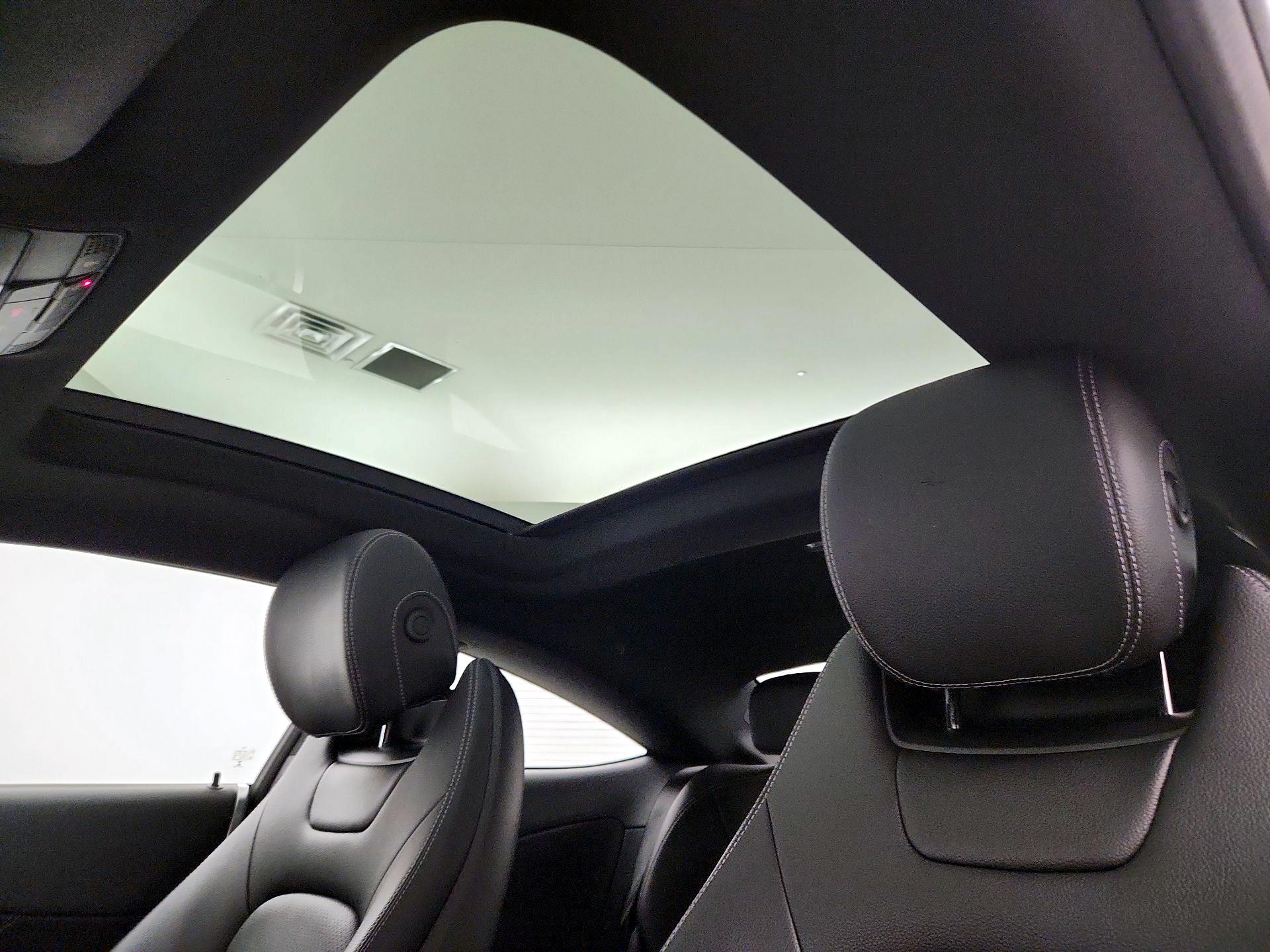 Thumbnail: 2019 Mercedes-Benz C-Class - 19