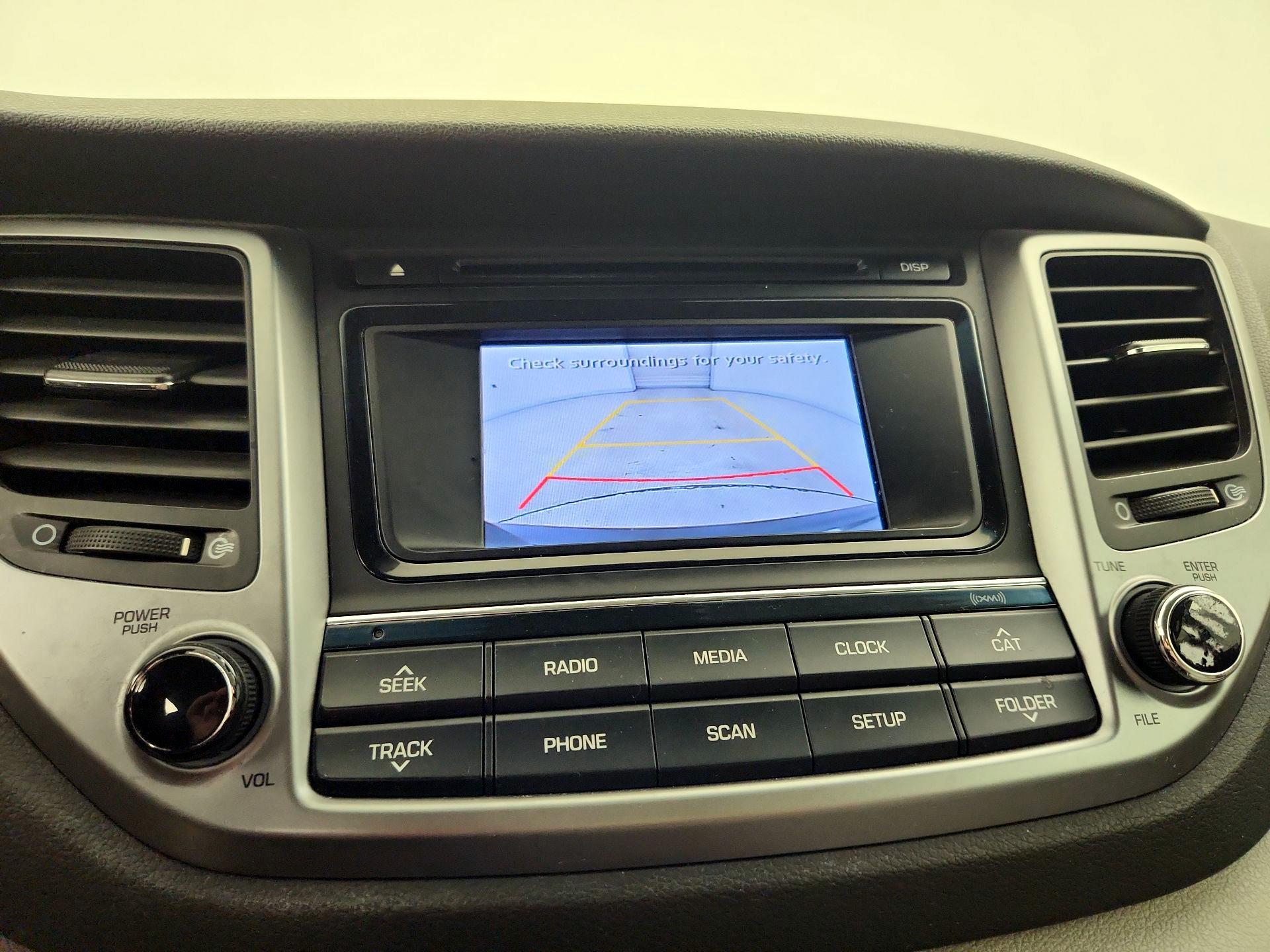 Thumbnail: 2016 Hyundai Tucson - 14