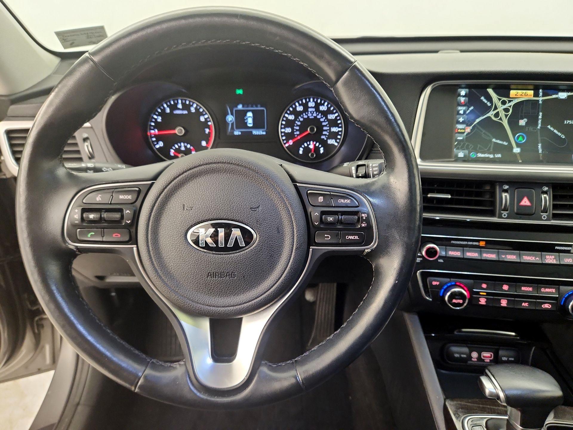 Thumbnail: 2016 Kia Optima - 9