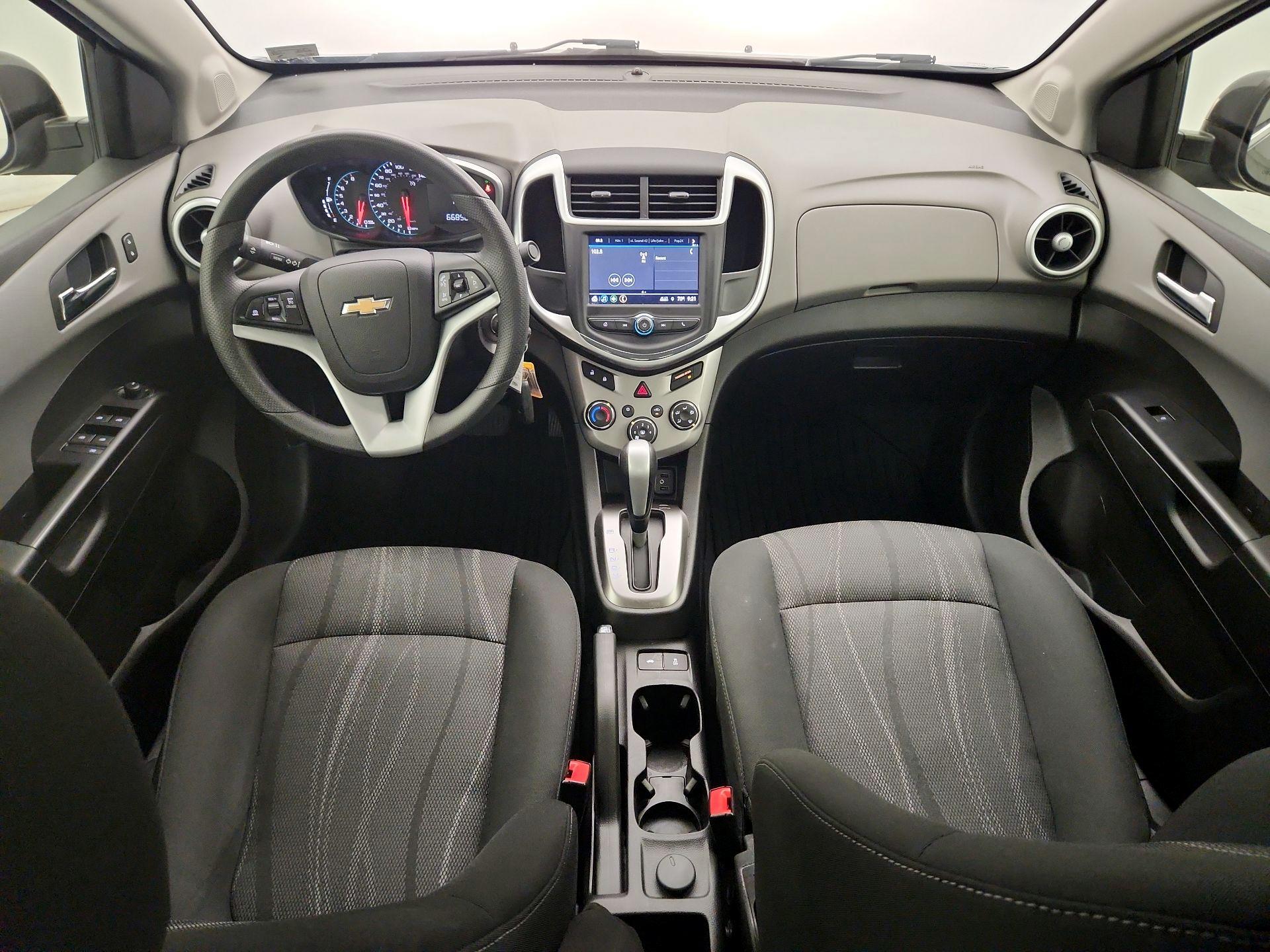 Thumbnail: 2018 Chevrolet Sonic - 9