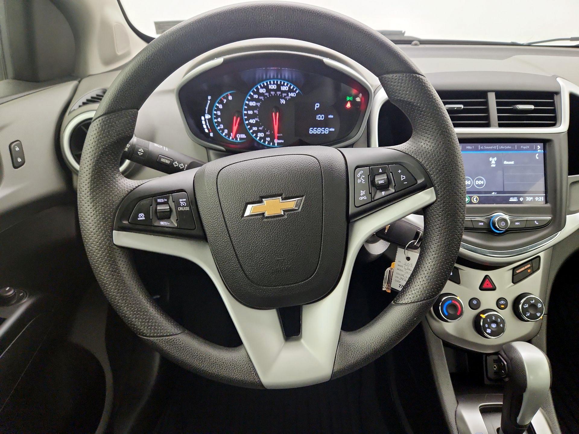 Thumbnail: 2018 Chevrolet Sonic - 10