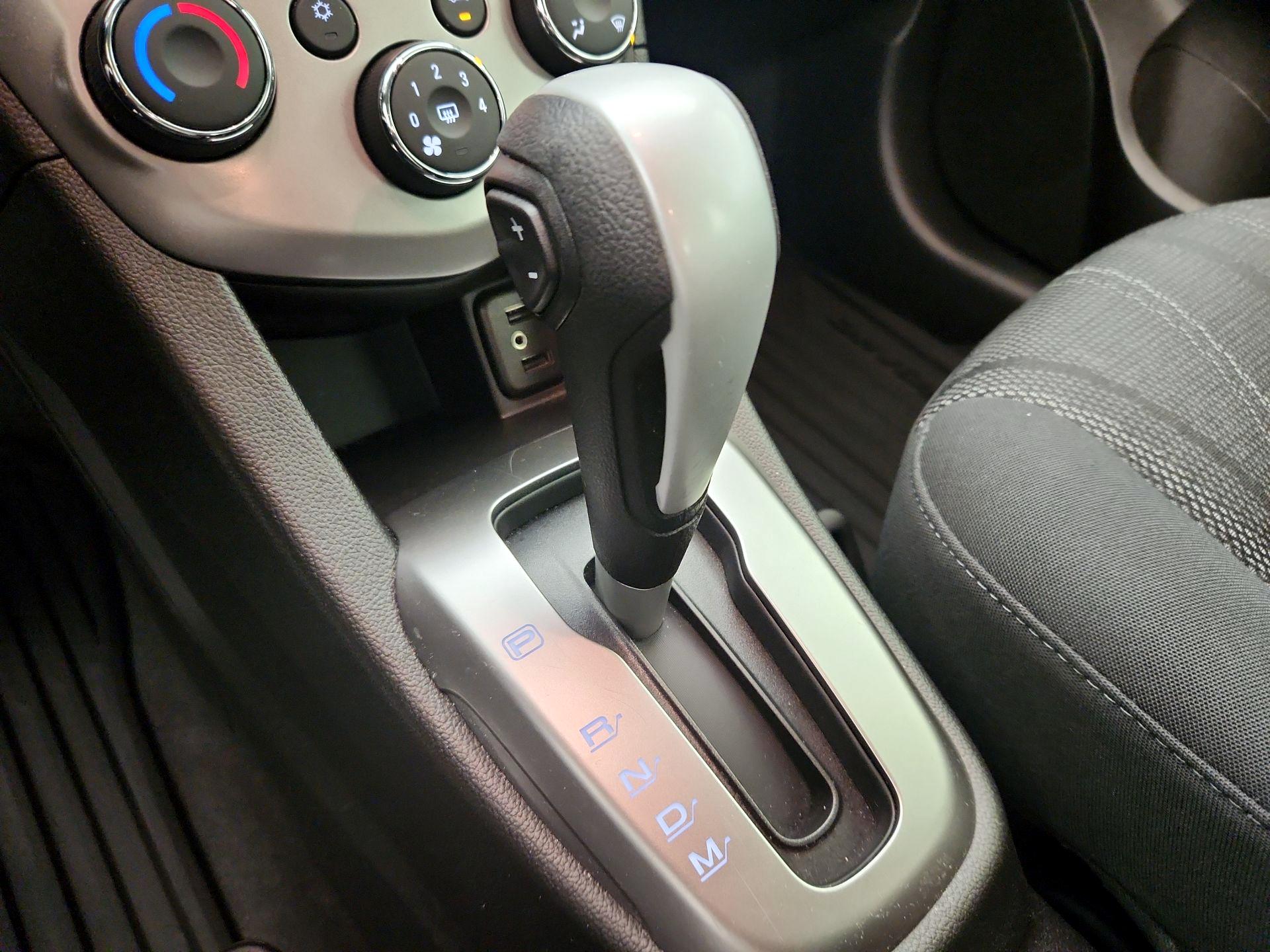 Thumbnail: 2018 Chevrolet Sonic - 16