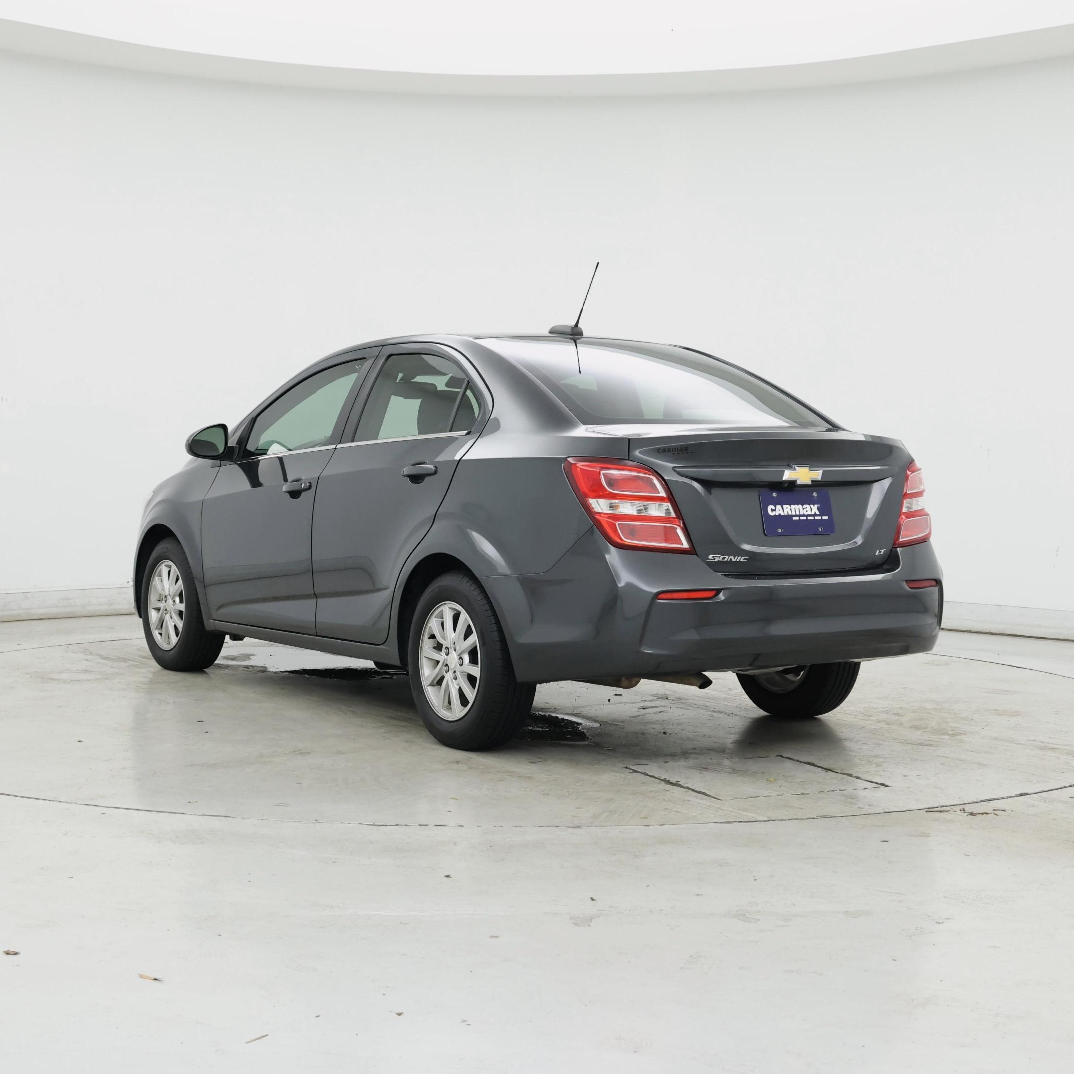 Thumbnail: 2018 Chevrolet Sonic - 2