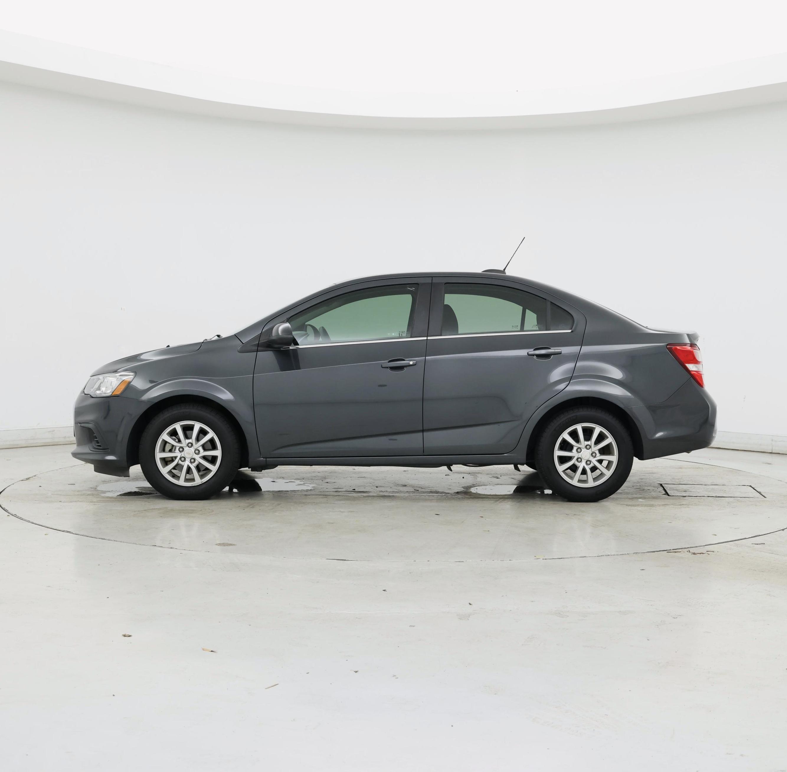 Thumbnail: 2018 Chevrolet Sonic - 3