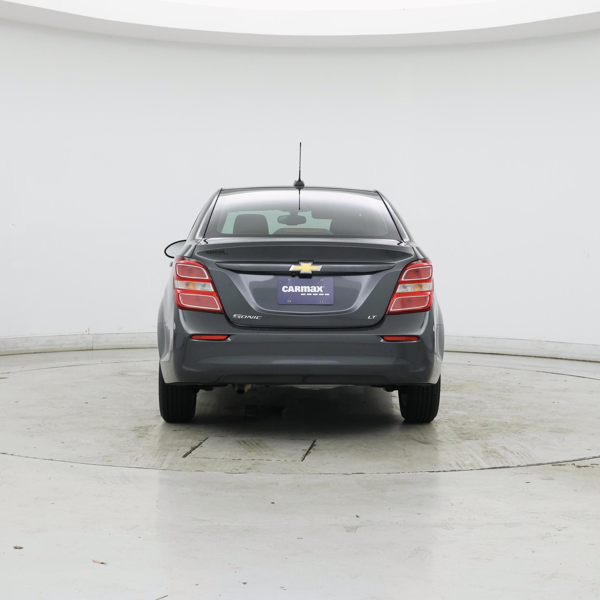 Thumbnail: 2018 Chevrolet Sonic - 6