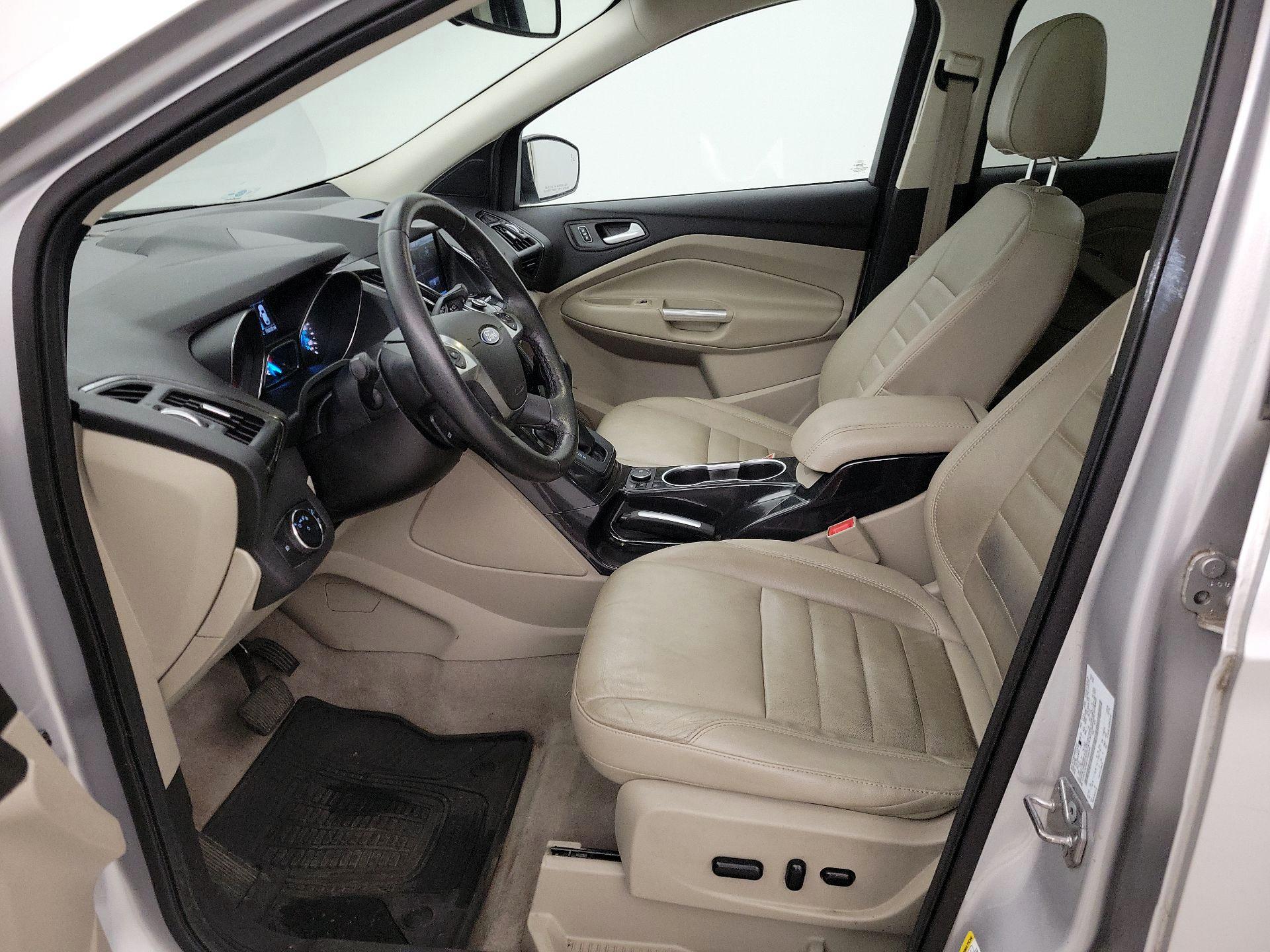 Thumbnail: 2015 Ford Escape - 11