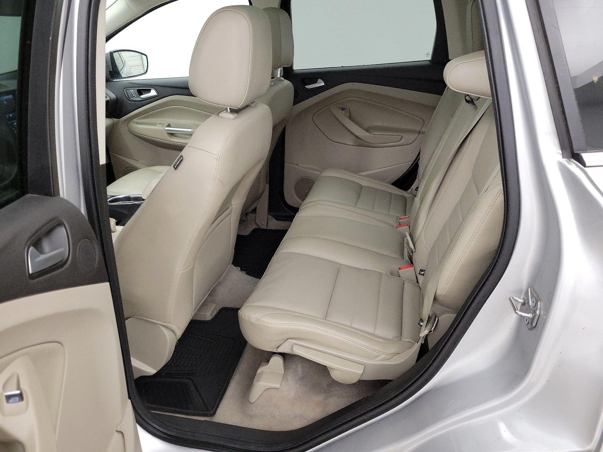 Thumbnail: 2015 Ford Escape - 20