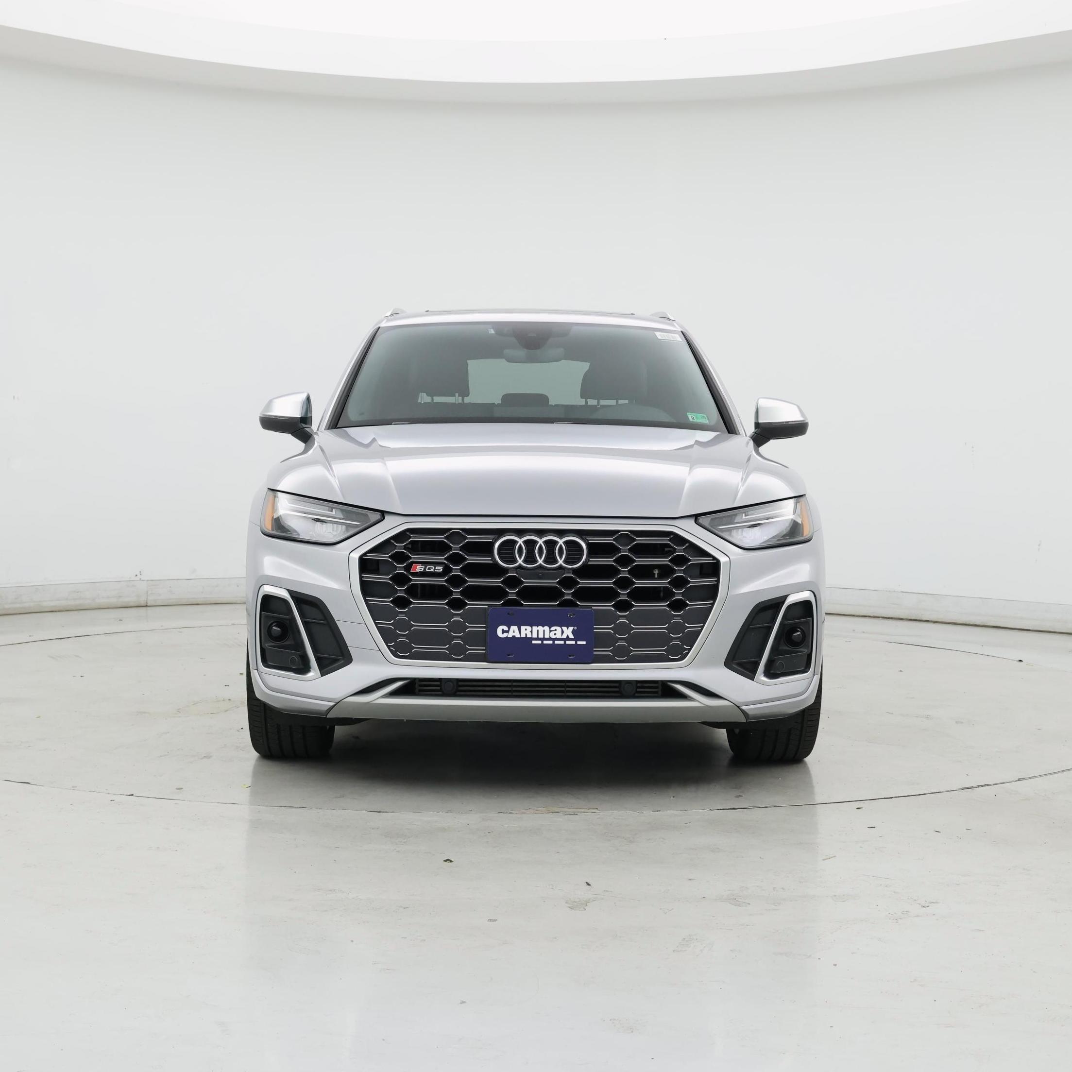 Thumbnail: 2023 Audi SQ5 - 5